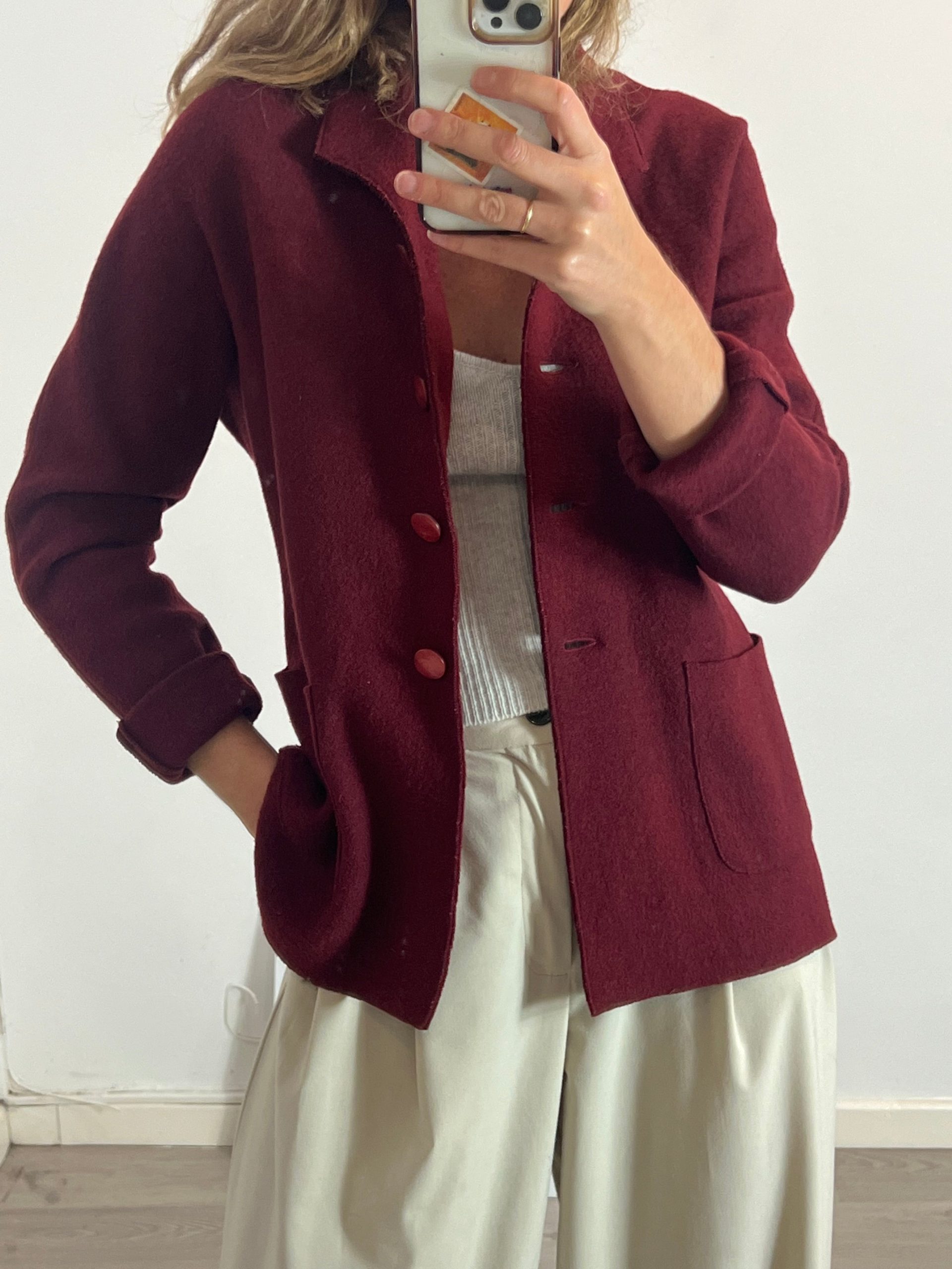 BÁSICCO MADRID. Chaqueta vintage lana burdeos. T 38