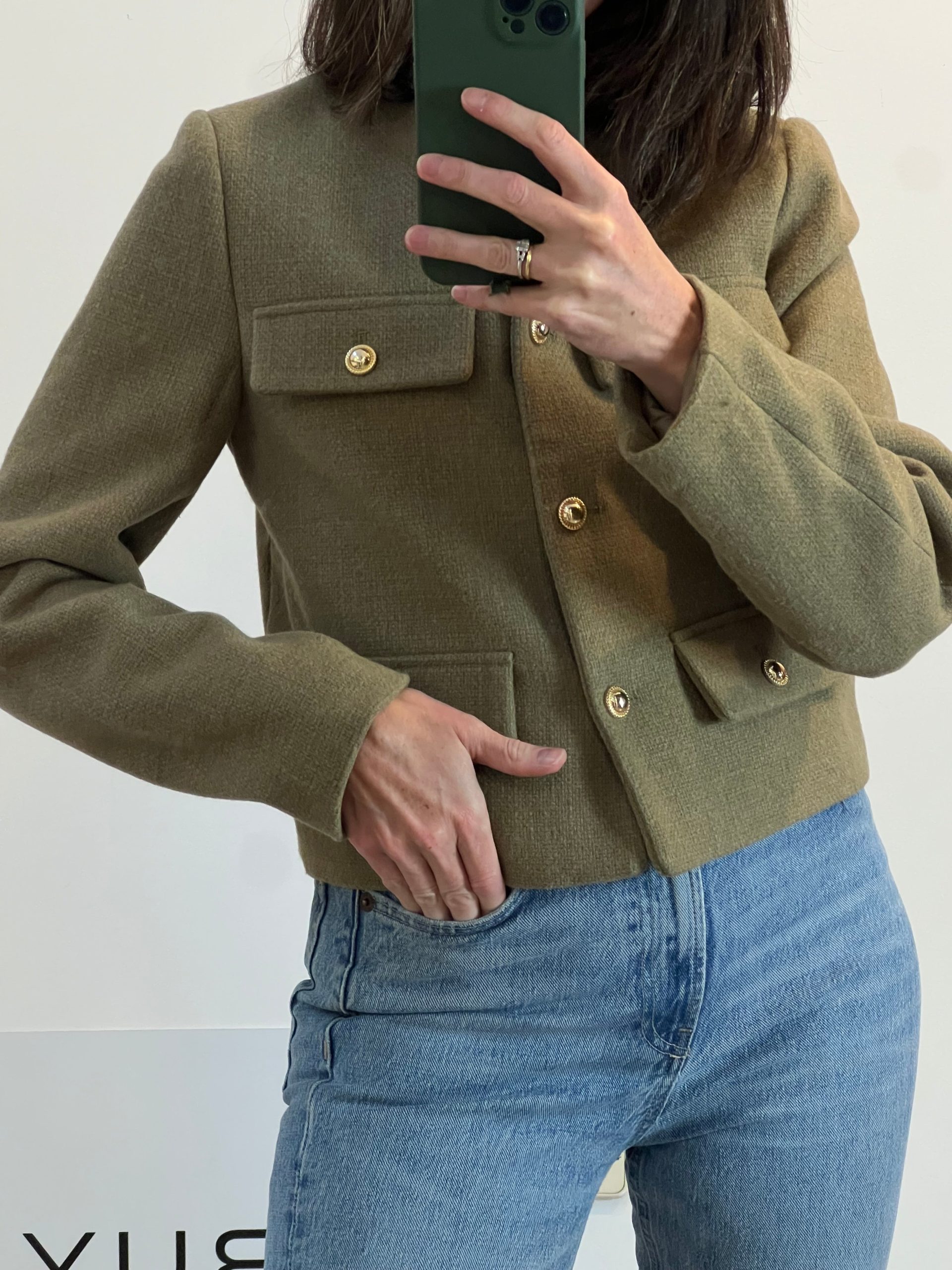 ZARA. Chaqueta verde detalle botones. T XS