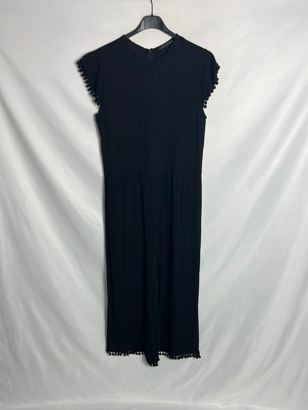 ZARA. Mono culotte fluido borlas. T S