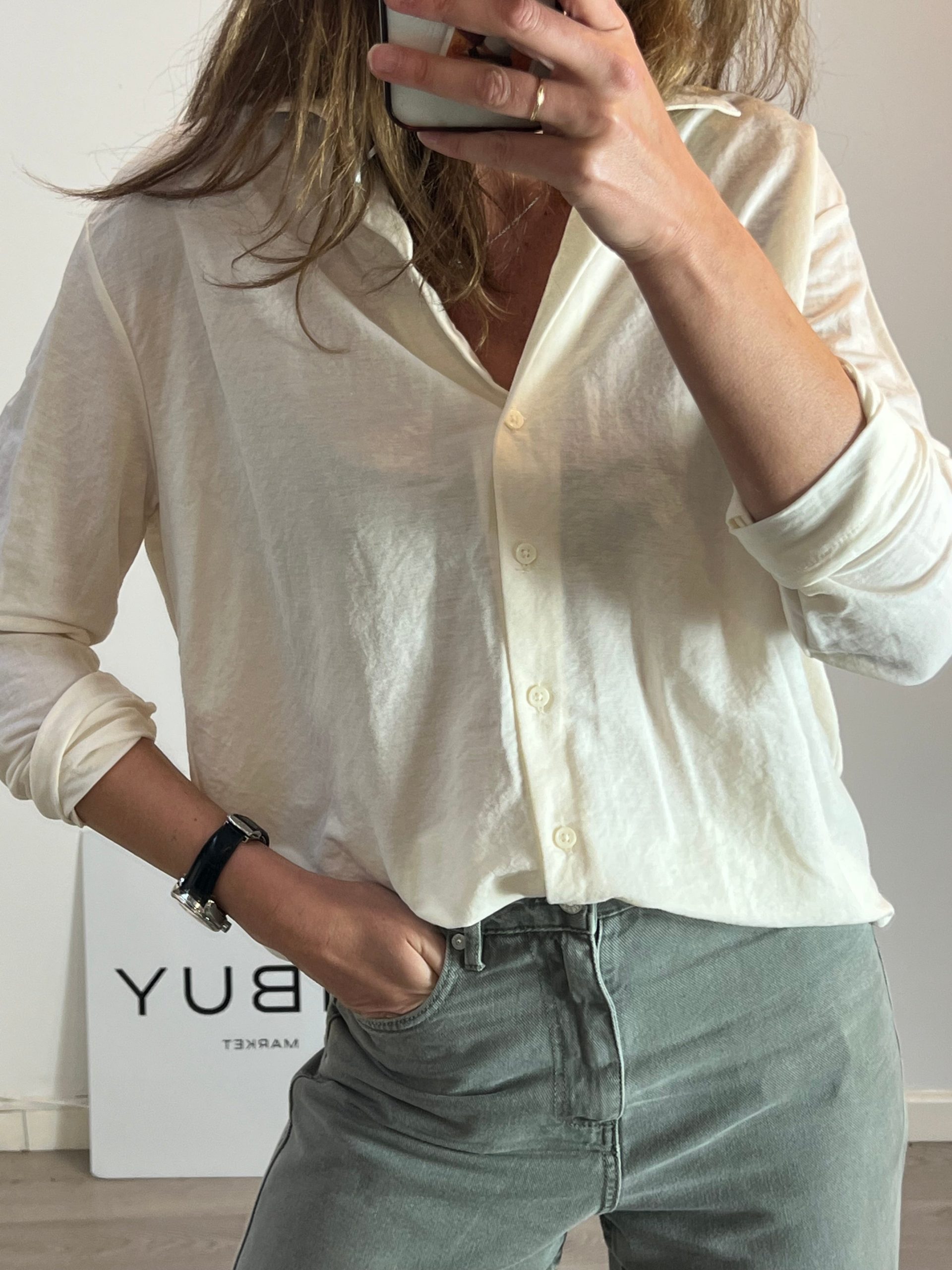 PRIMARK. Camisa fluida beige claro. T M