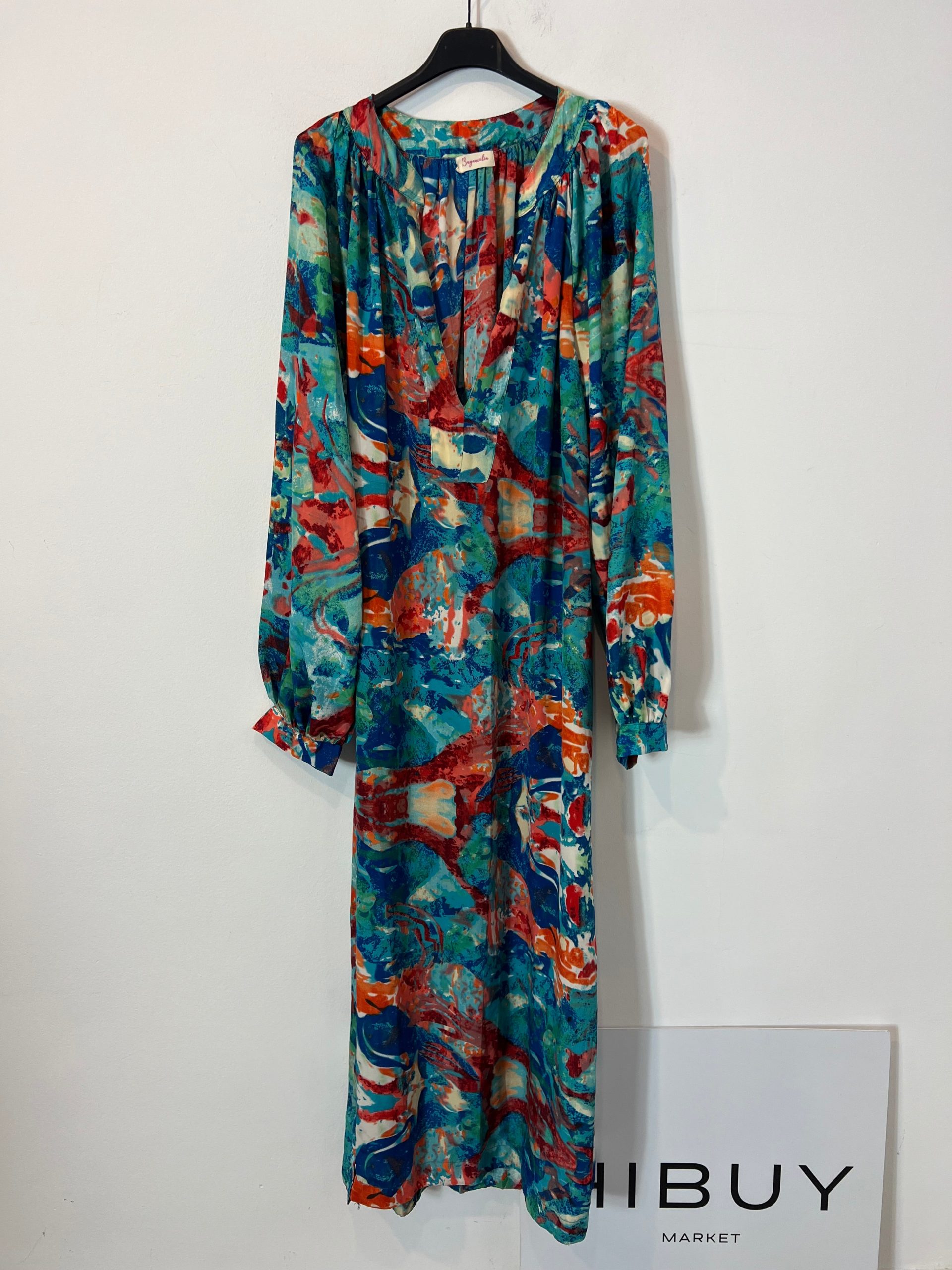 BUGANVILIA. Vestido estampado tonos azules y verdes con seda T.3xl