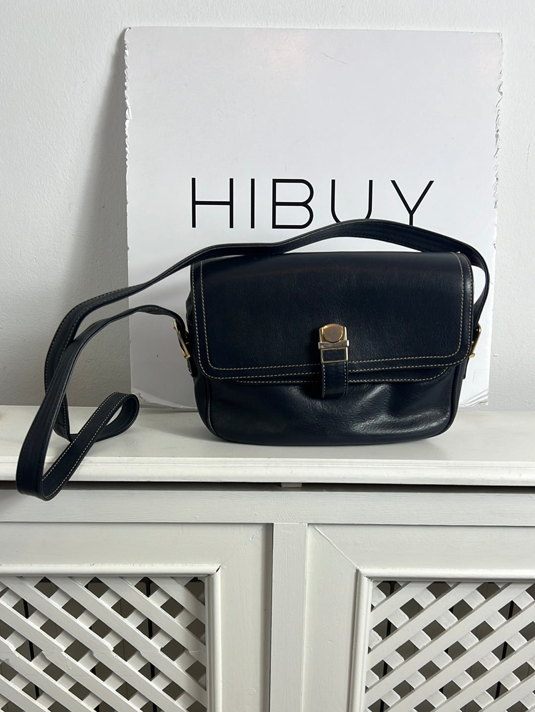 OTRAS. Bolso azul vintage piel