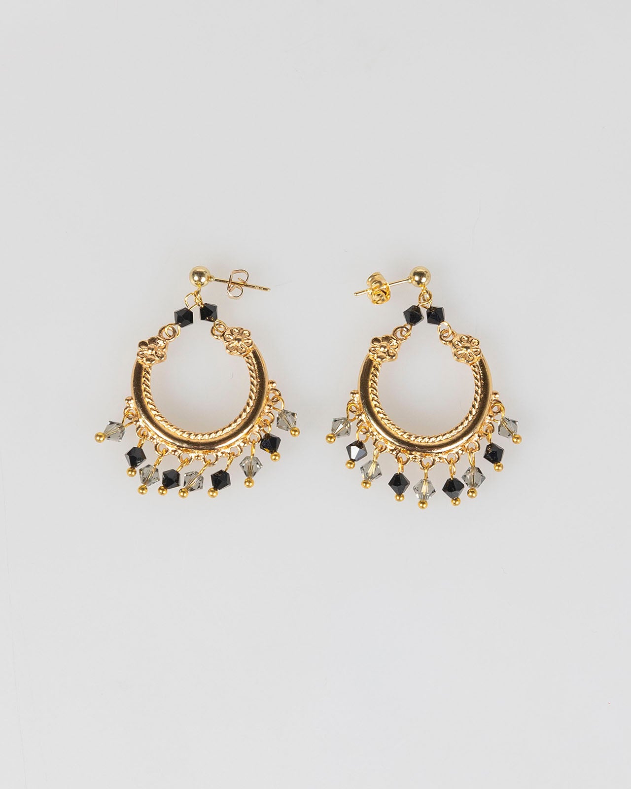 Pendientes largos con piedras