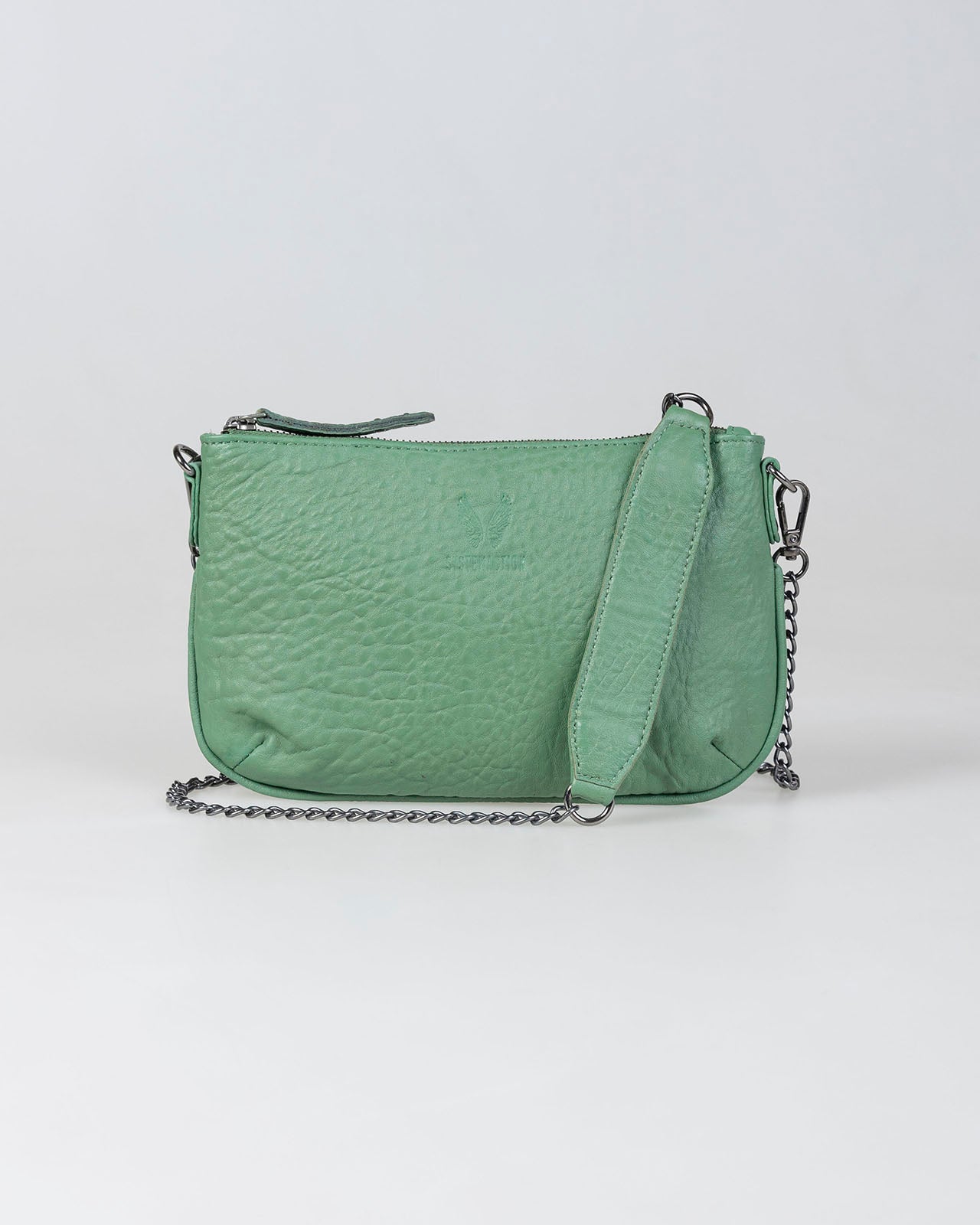 Bolso pequeño piel con cadena de metal