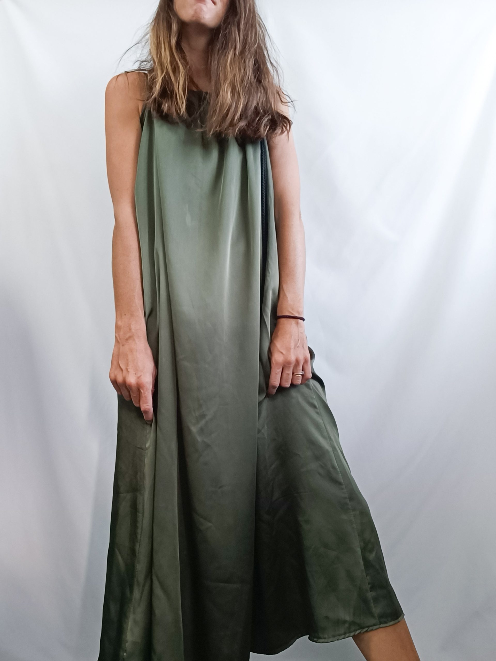 VALENTINA.Vestido verde oversized T.34