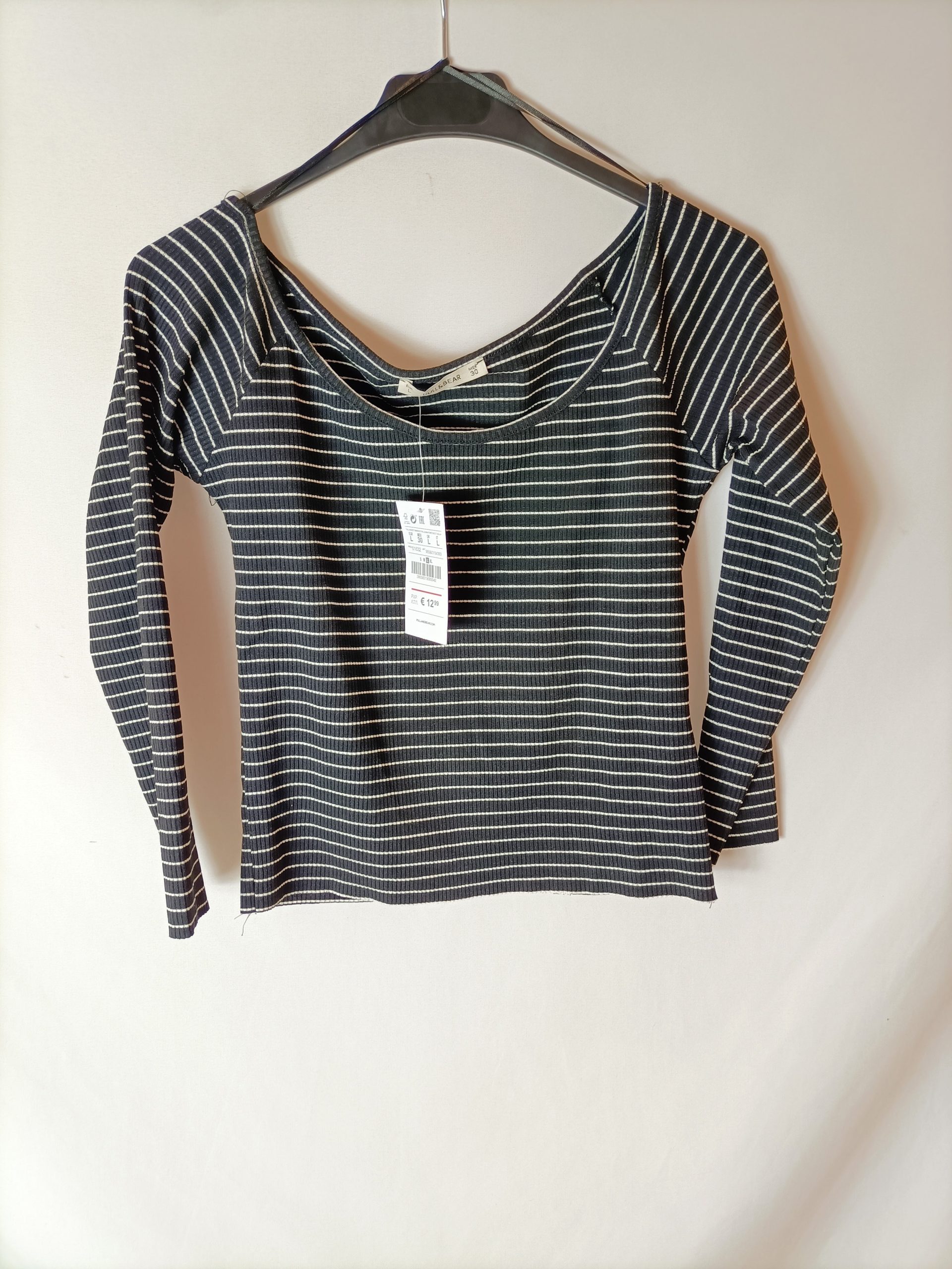 PULL&BEAR. Camiseta textura rayas T.l