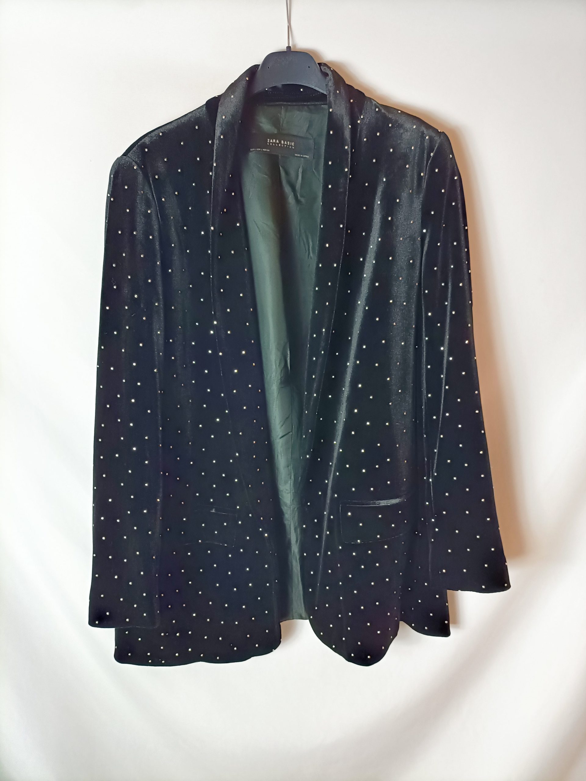 ZARA.Blazer terciopelo negro T.l