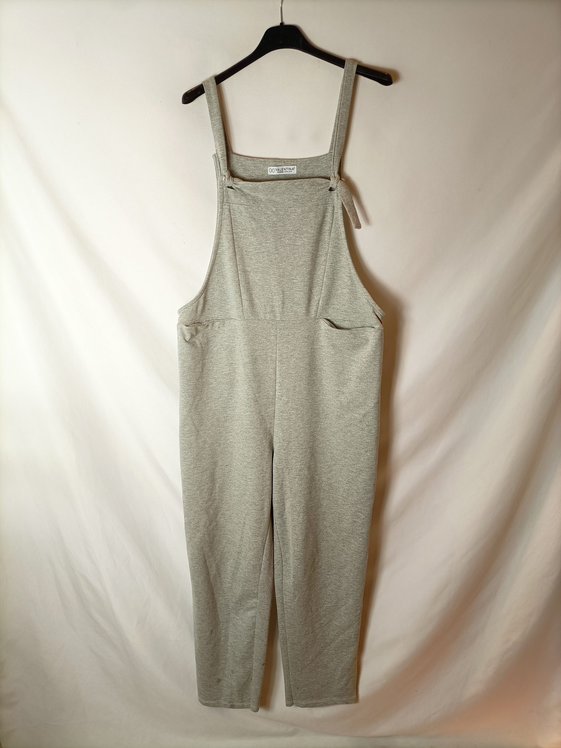 VALENTINA. Mono elástico gris T.s/m