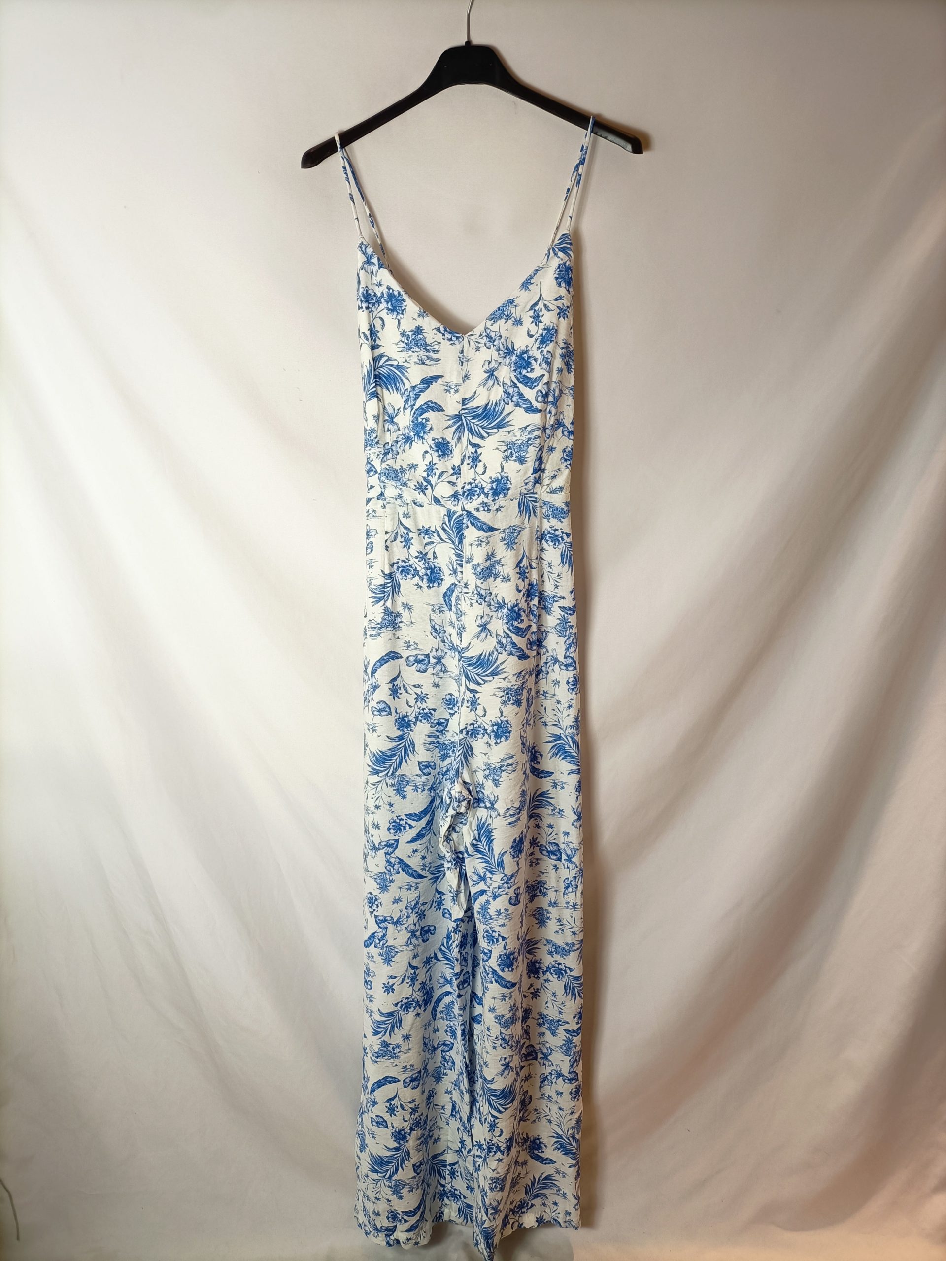 MANGO. Mono blanco flores T.l