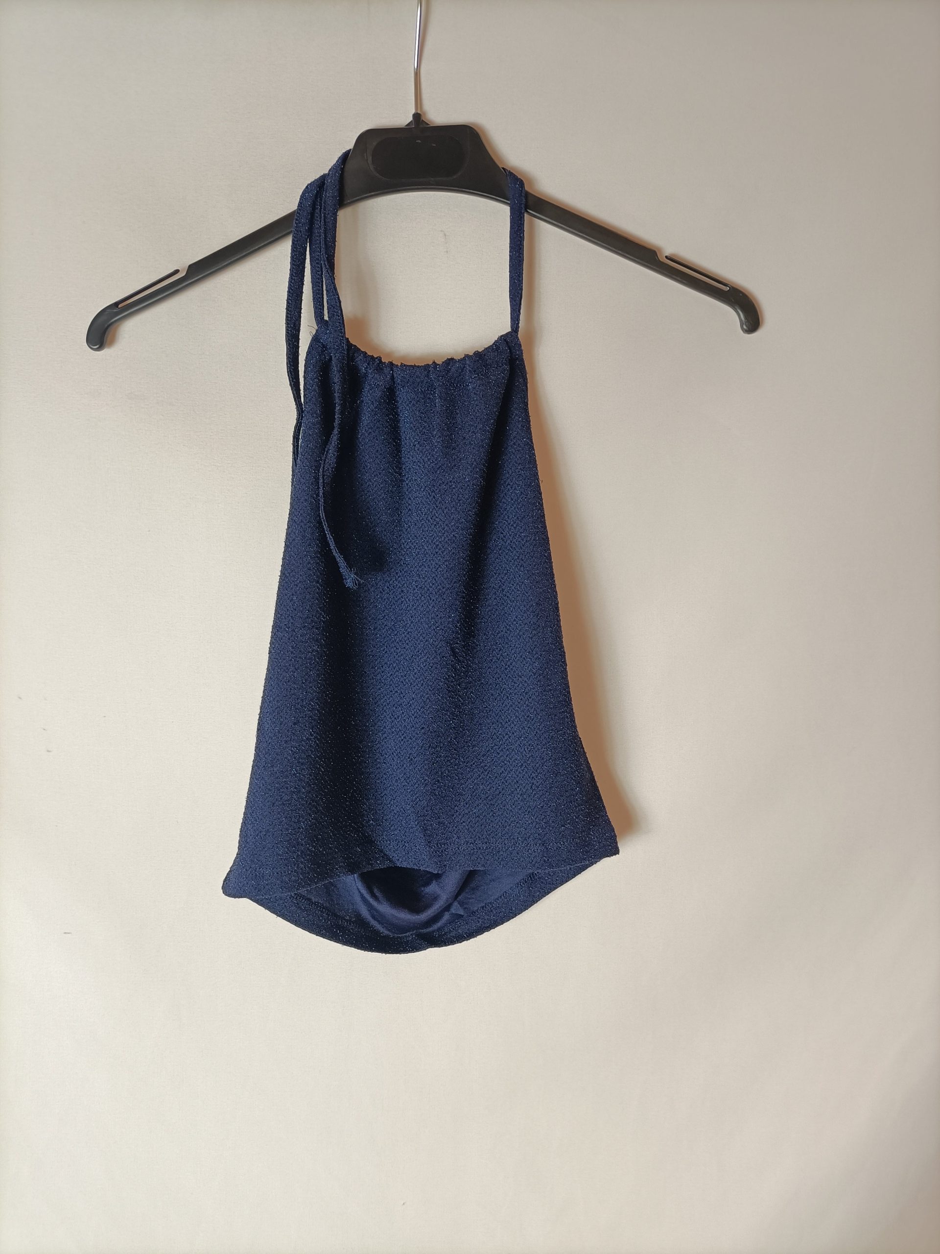 PULL&BEAR. Top azul hilos T.s