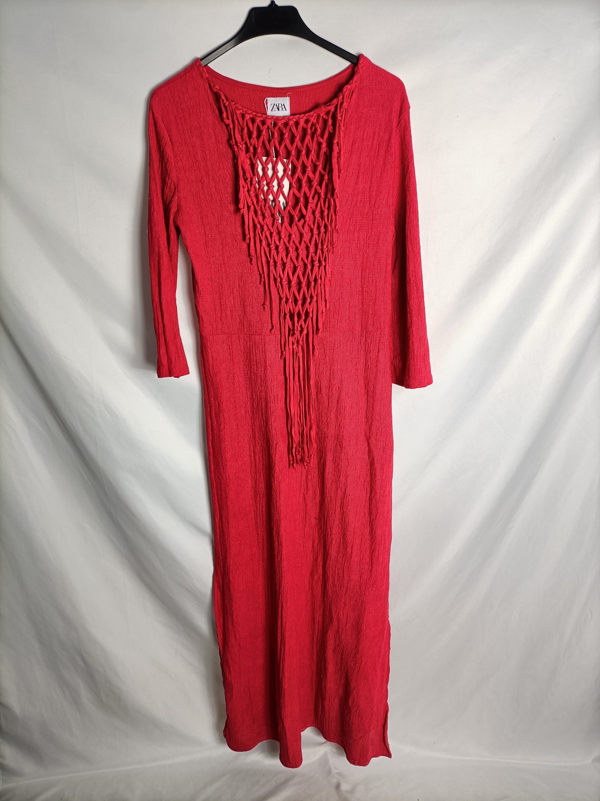 ZARA. Vestido rojo largo flecos T.s