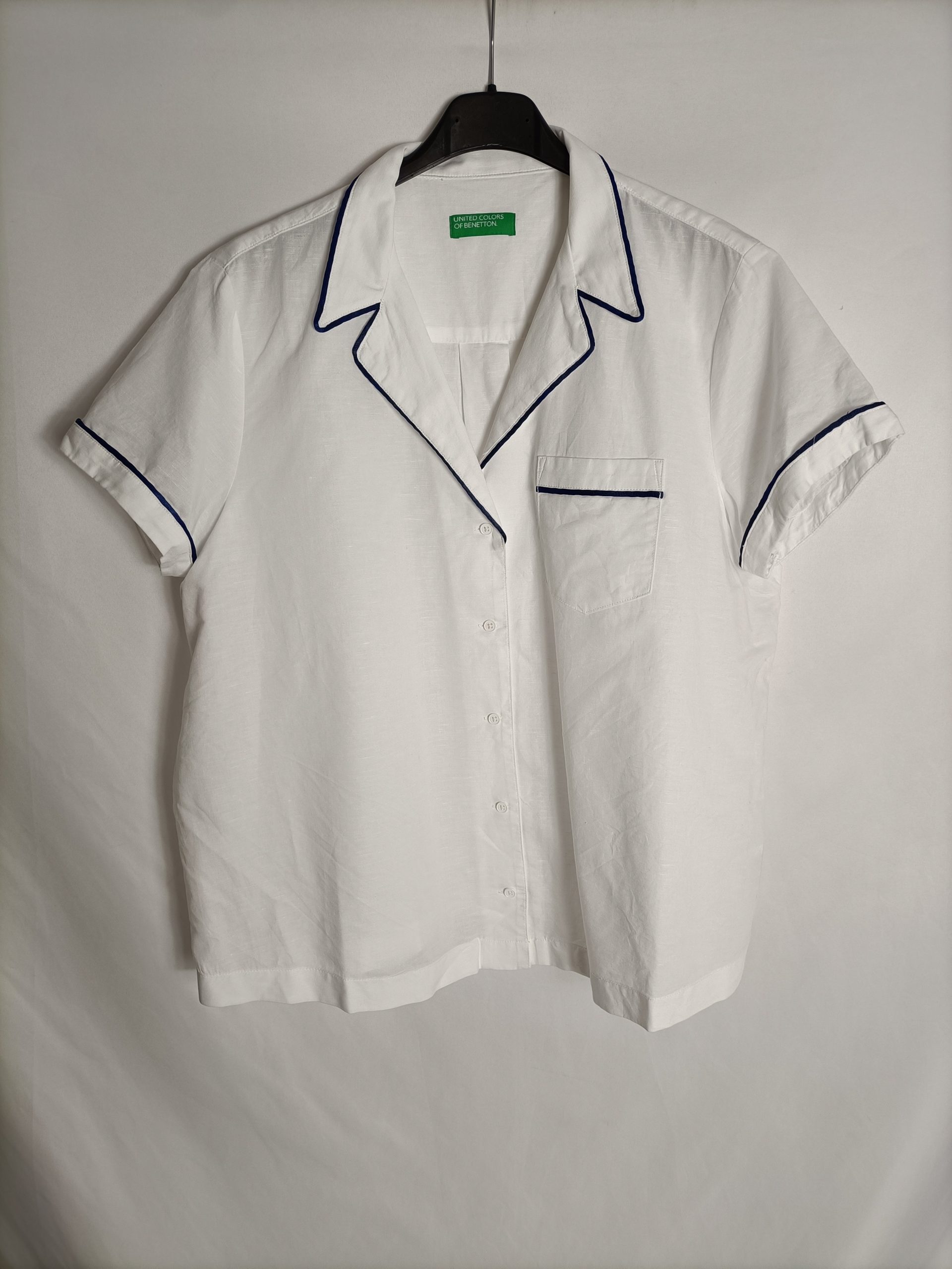 BENETTON. Camisa blanca manga corta T.m