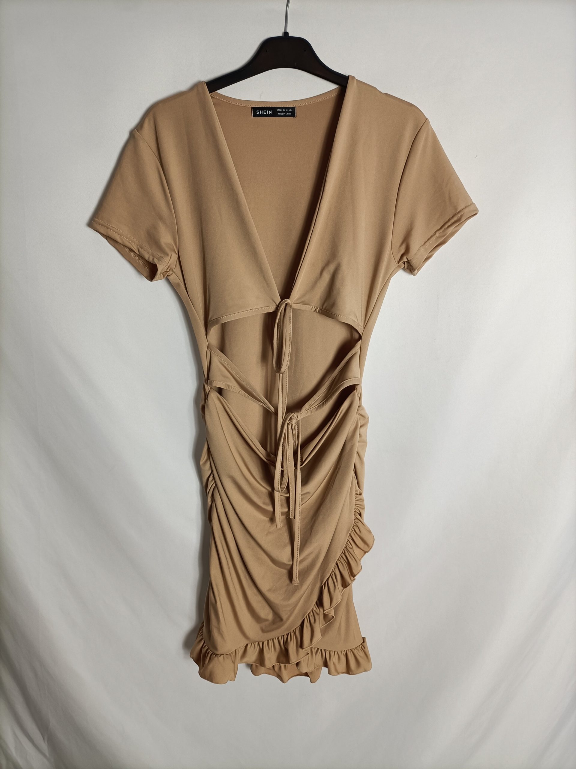 SHEIN. Vestido beige aperturas T.m