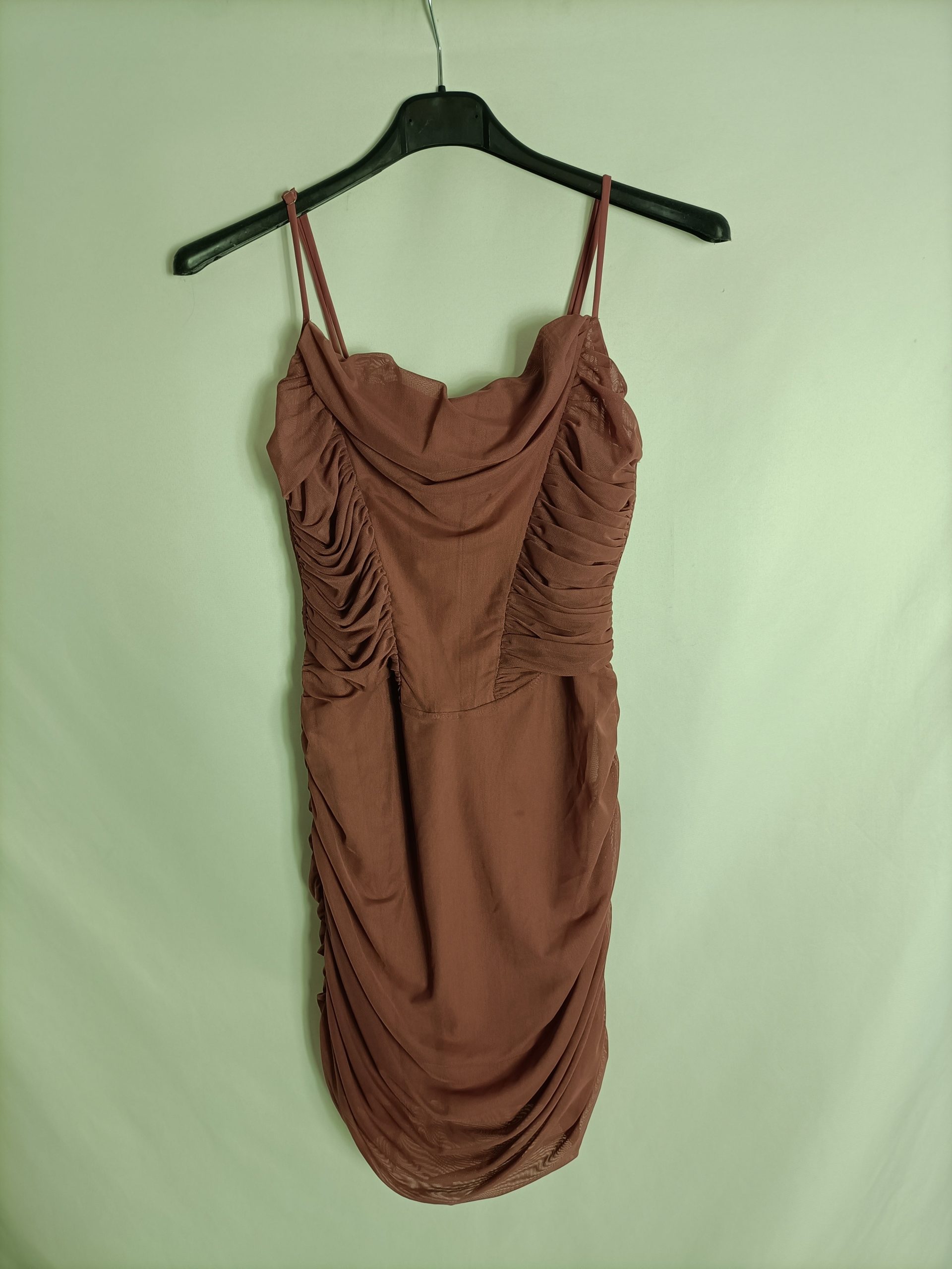 BERSHKA. Vestido rosa tull T.m