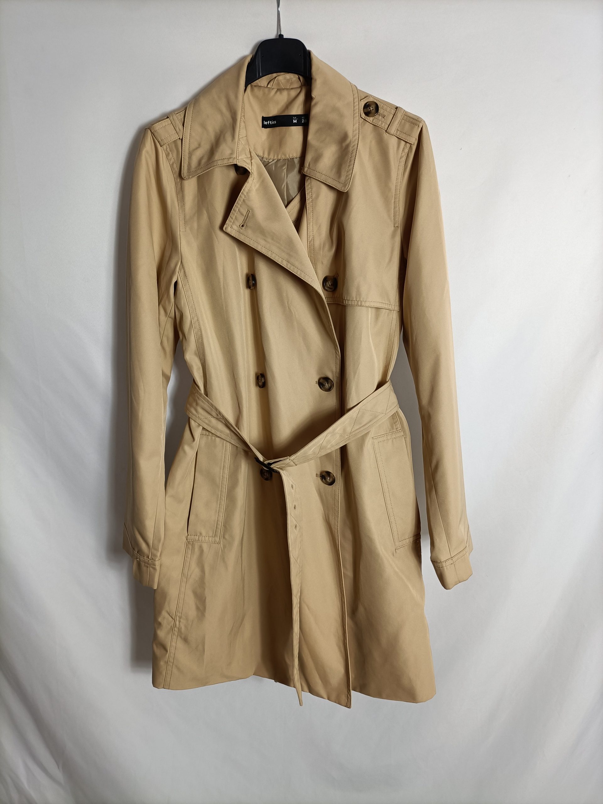 LEEFTIES. Gabardina beige fina T.m