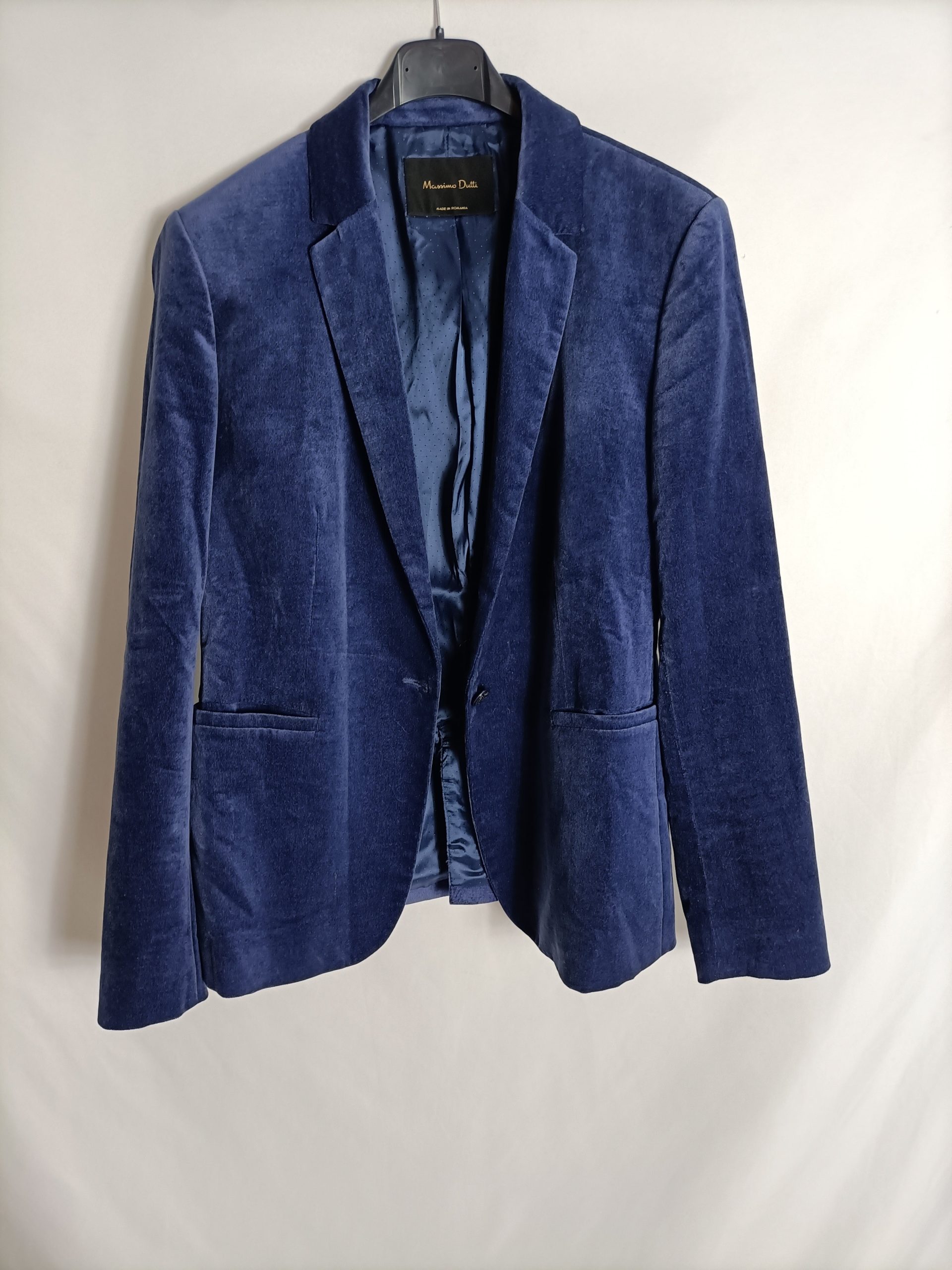 MASSIMO DUTTI. Blazer terciopelo morado T.42(s)