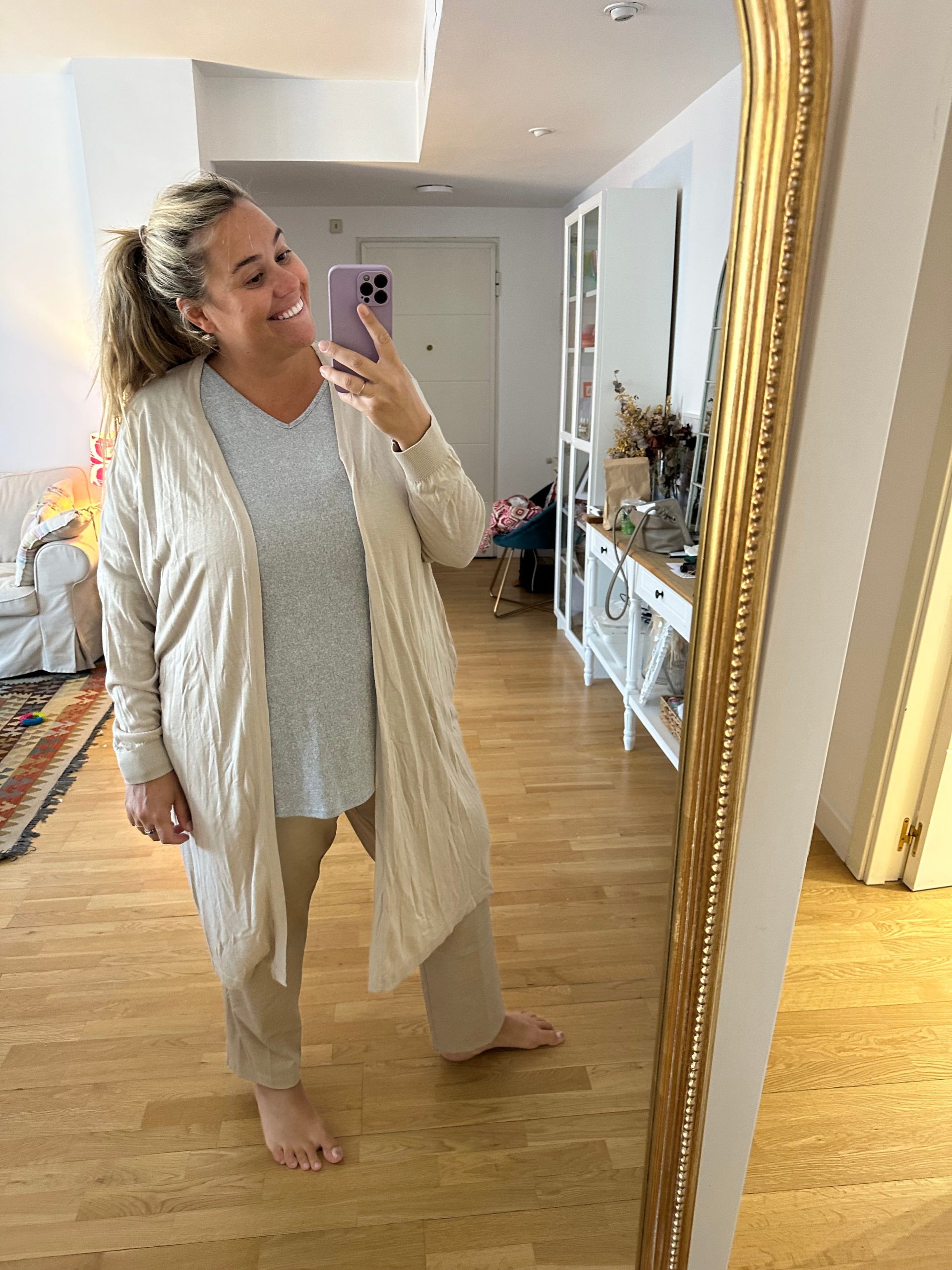 H&M. Cardigán beige fina T.xxl