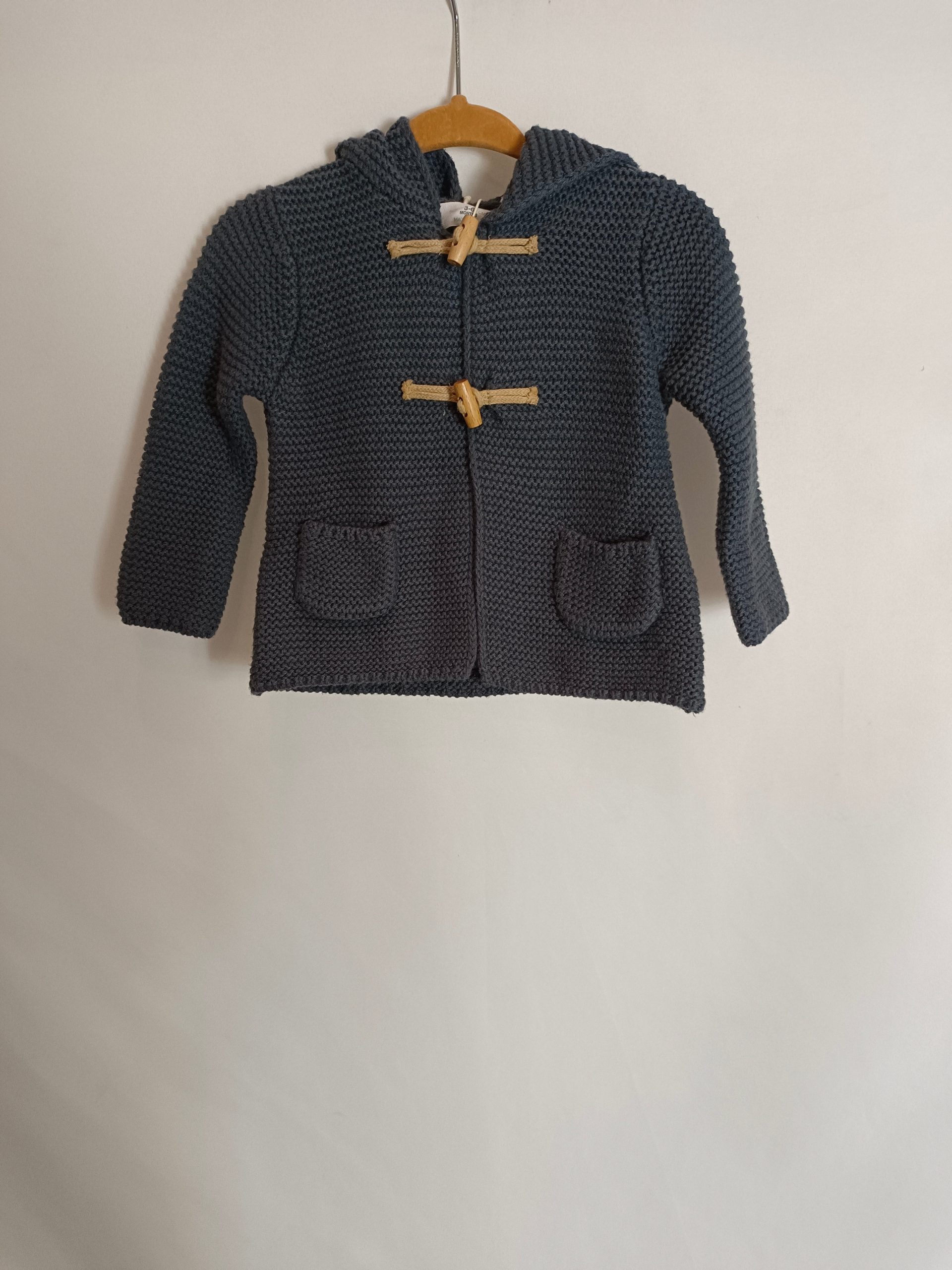 ZARA. Abrigo punto gris T.3-6 meses