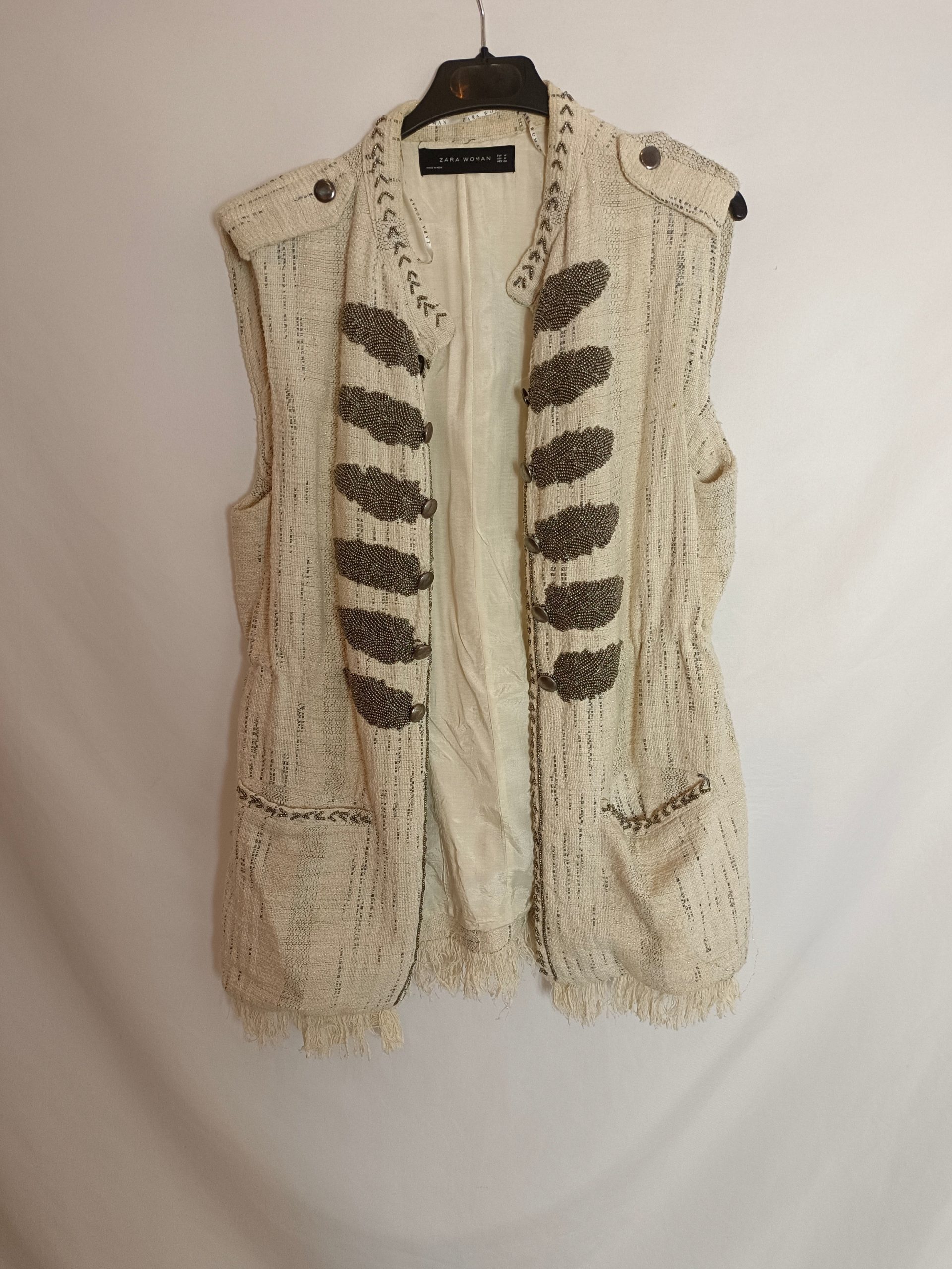 ZARA. Chaleco tweed abalorios T.m(tara)