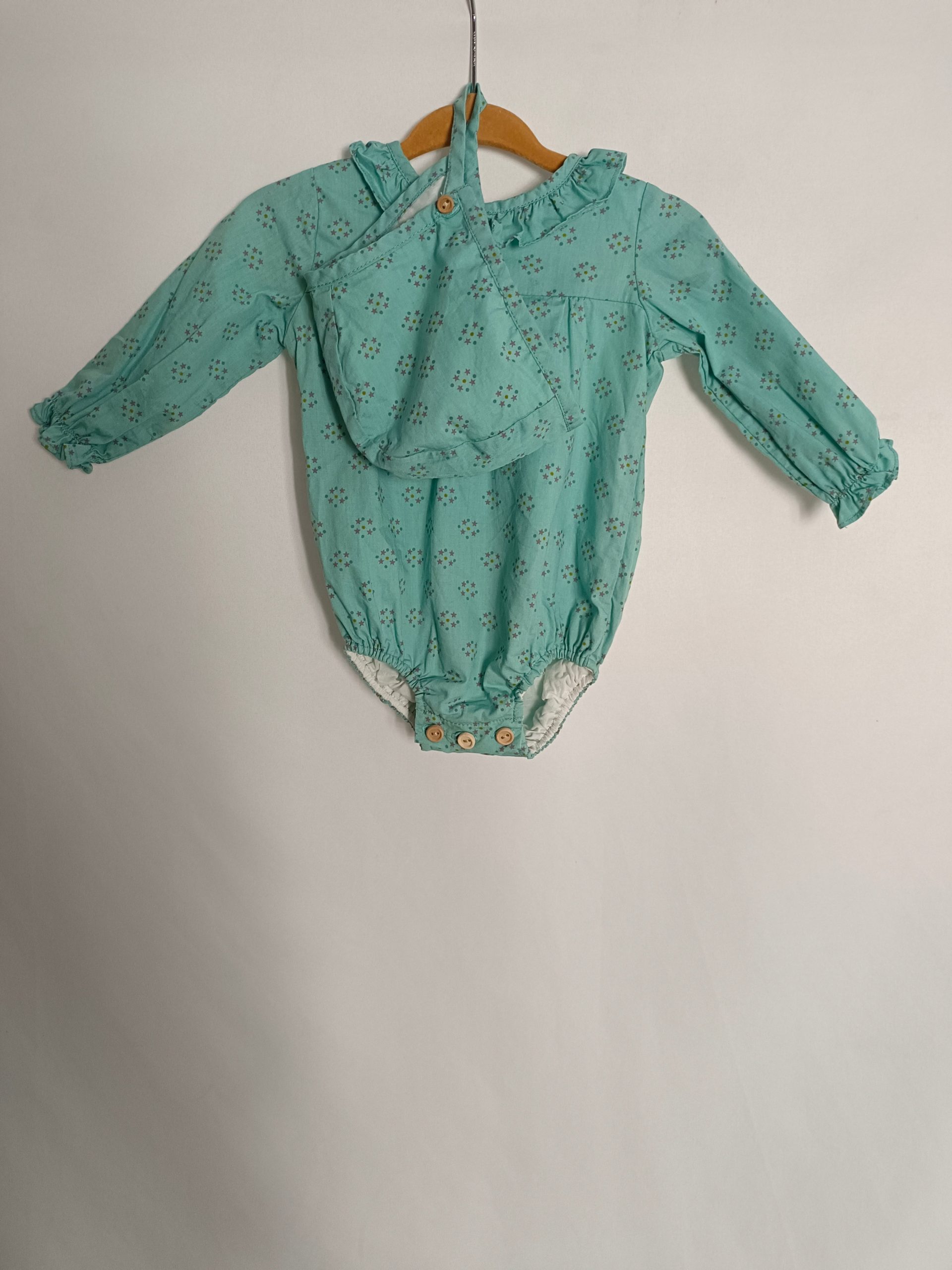 GOCCO. Conjunto verde estrellas T.1-3 meses