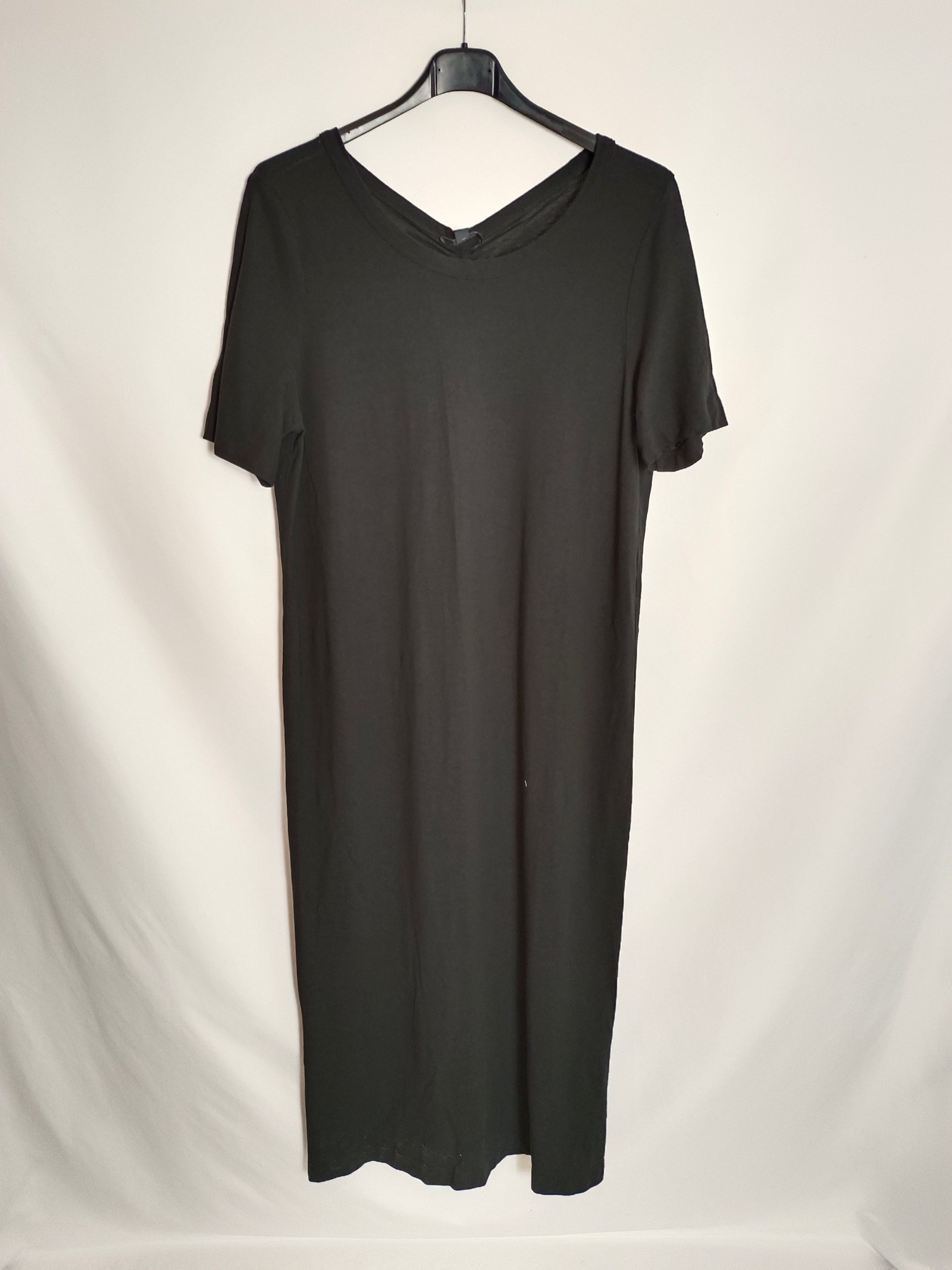 COS. Vestido midi negro elástico T.m