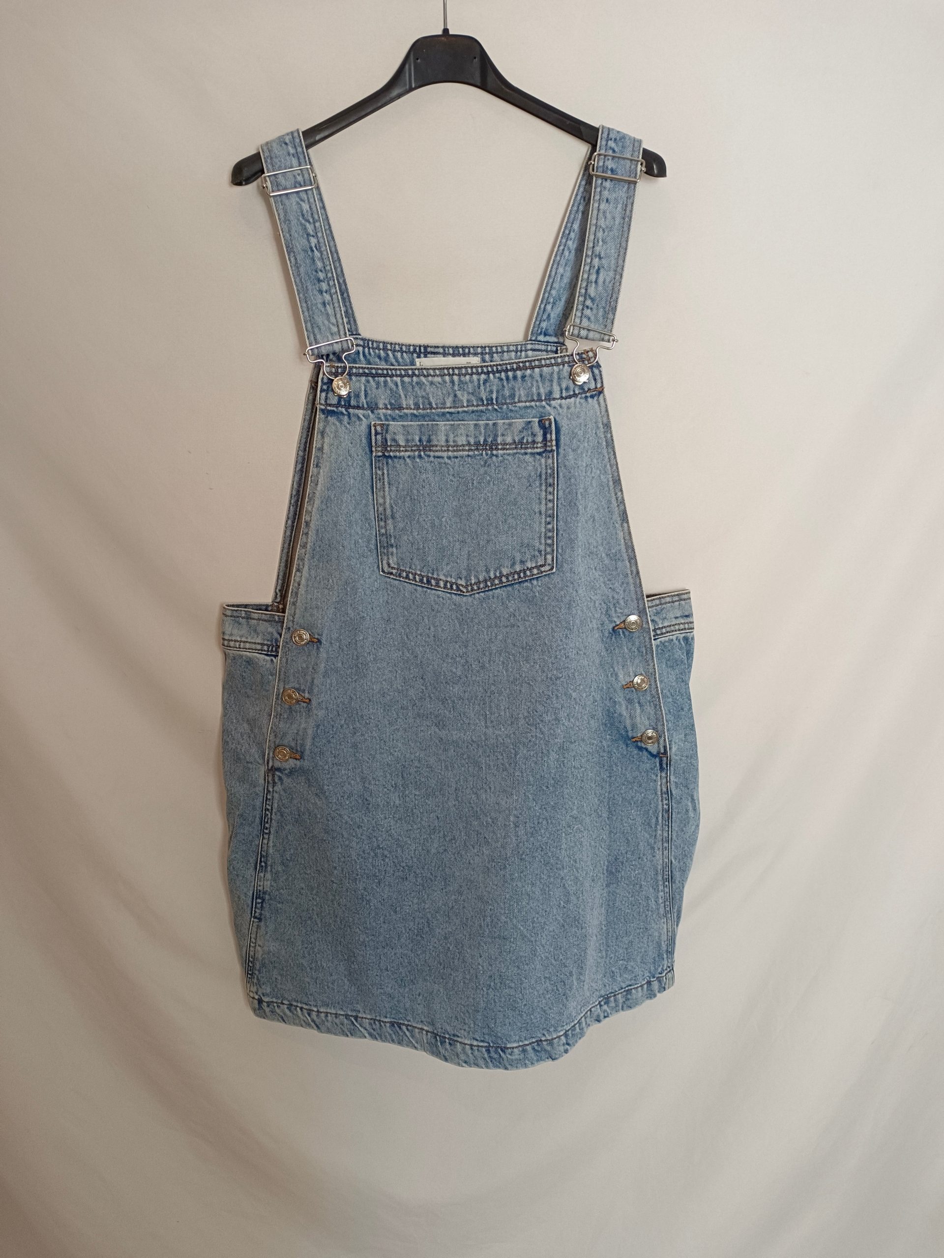 MANGO. Peto vaquero falda. T.L