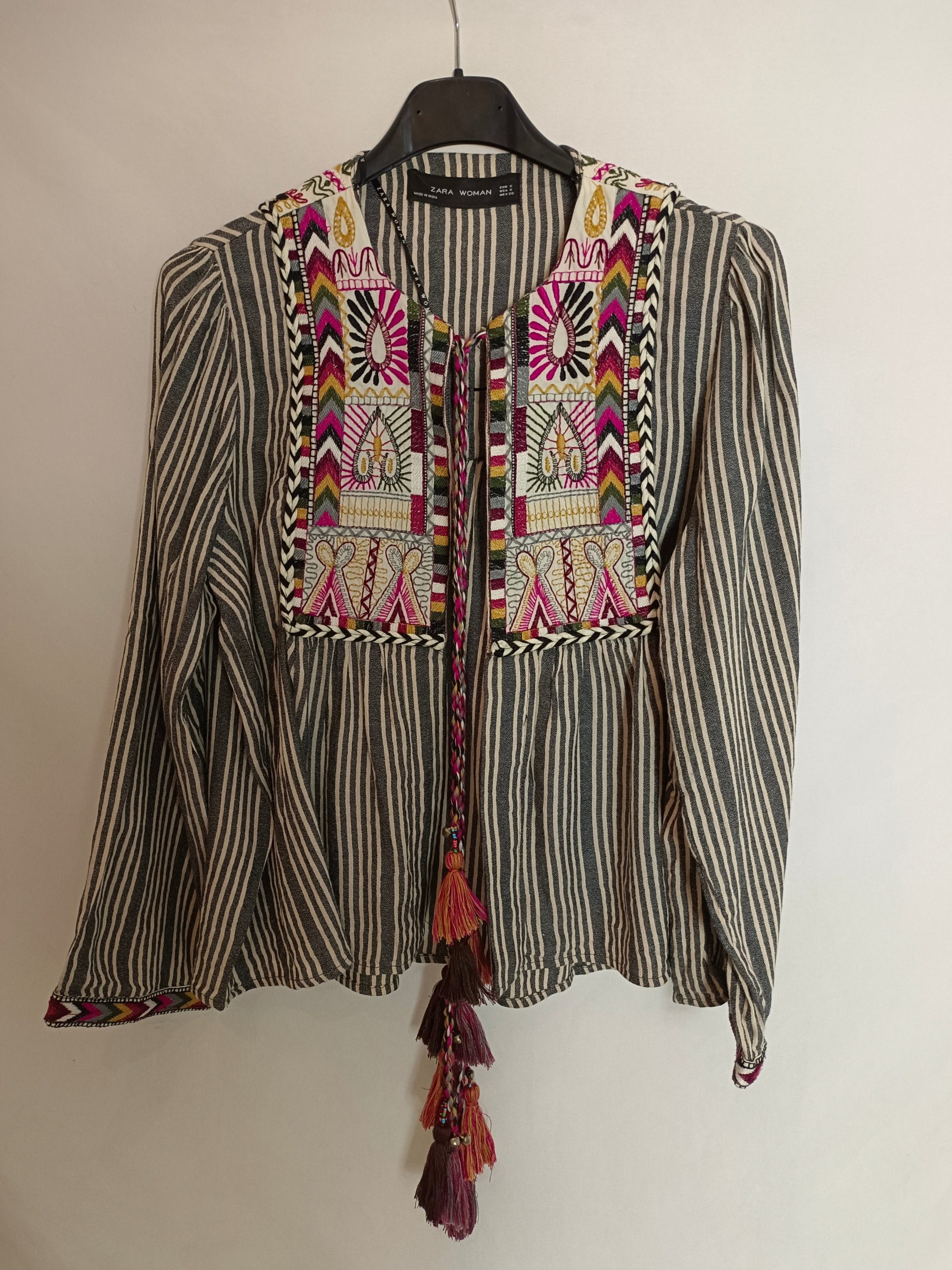 ZARA. Sobrecamisa rayas bordado T.s