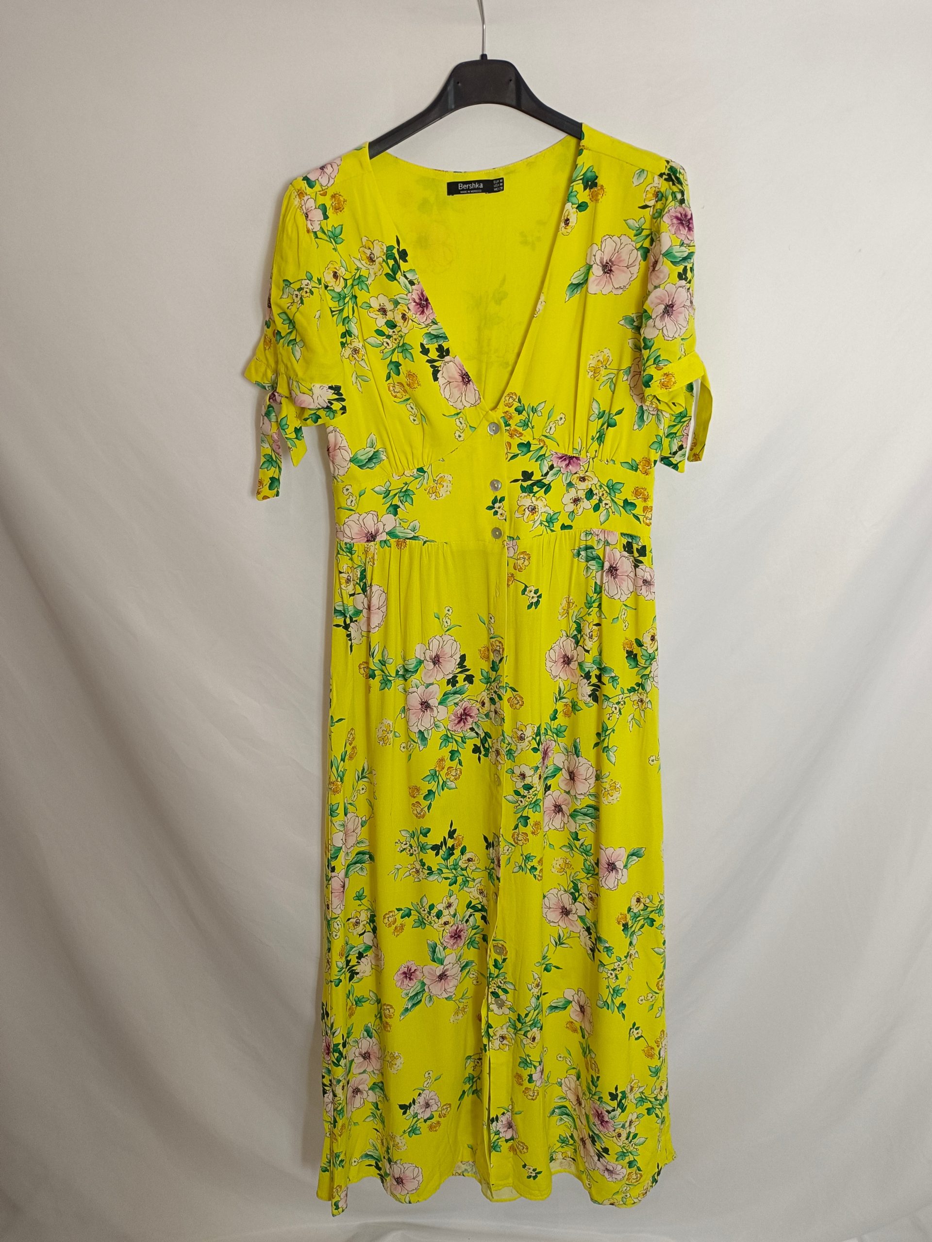 BERSHKA. Vestido midi flores T.m