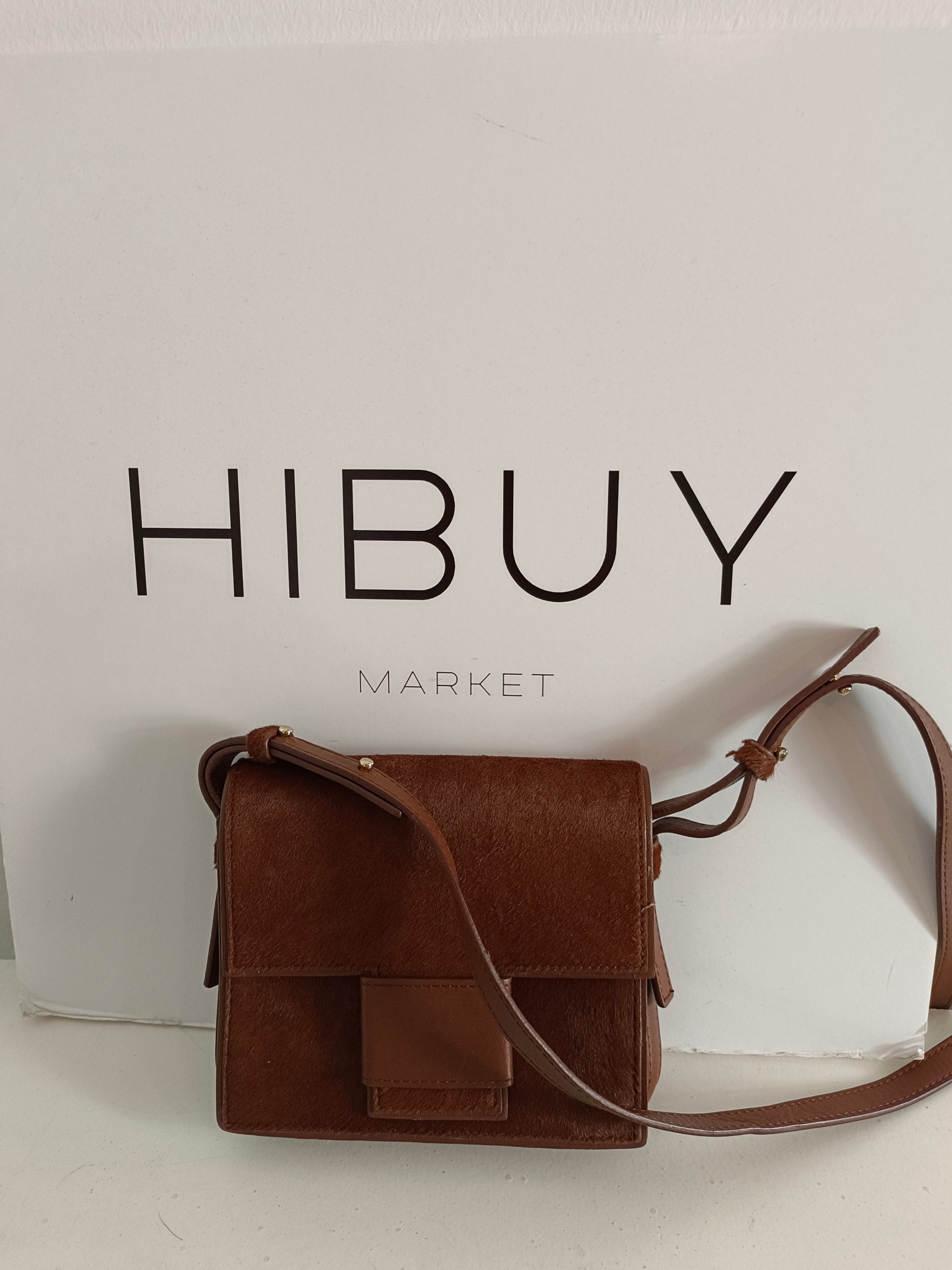 MASSIMO DUTTI. Bolso piel marrón