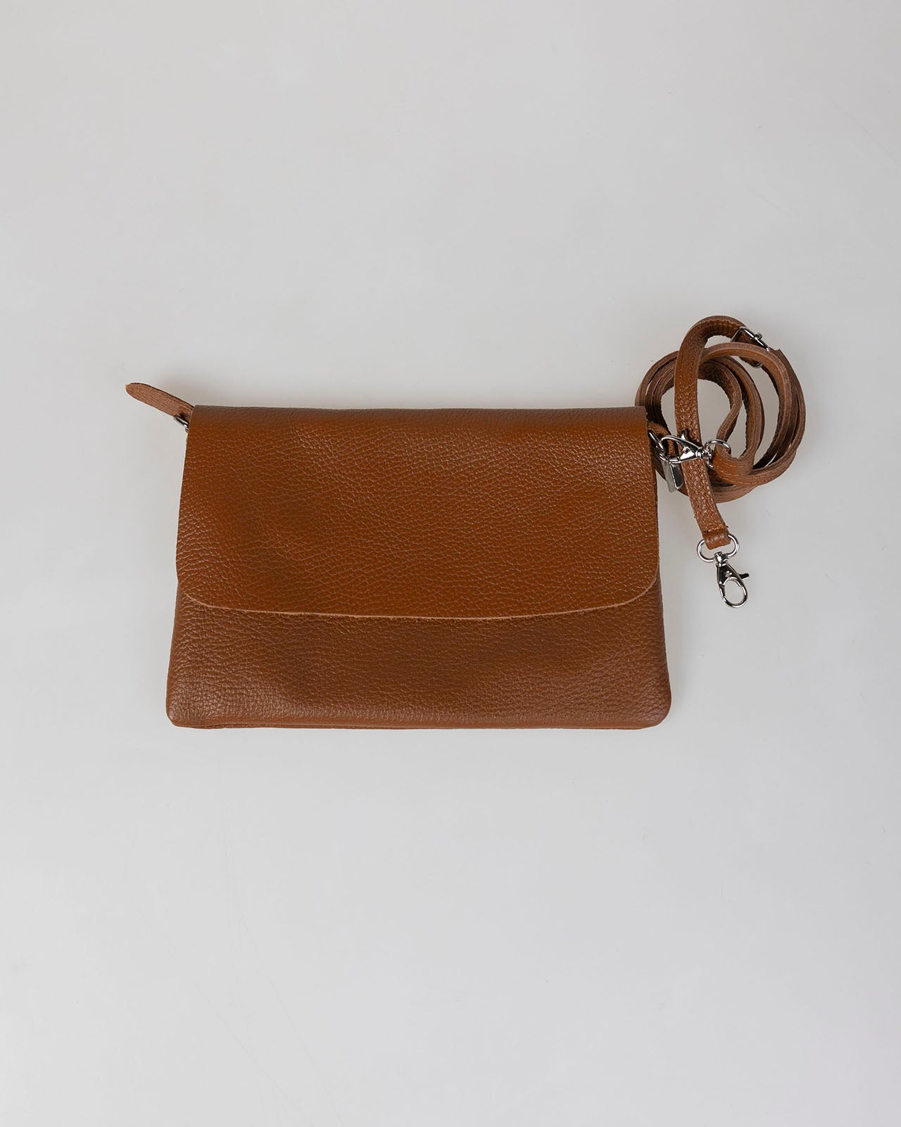 Bolso tipo bandolera de piel