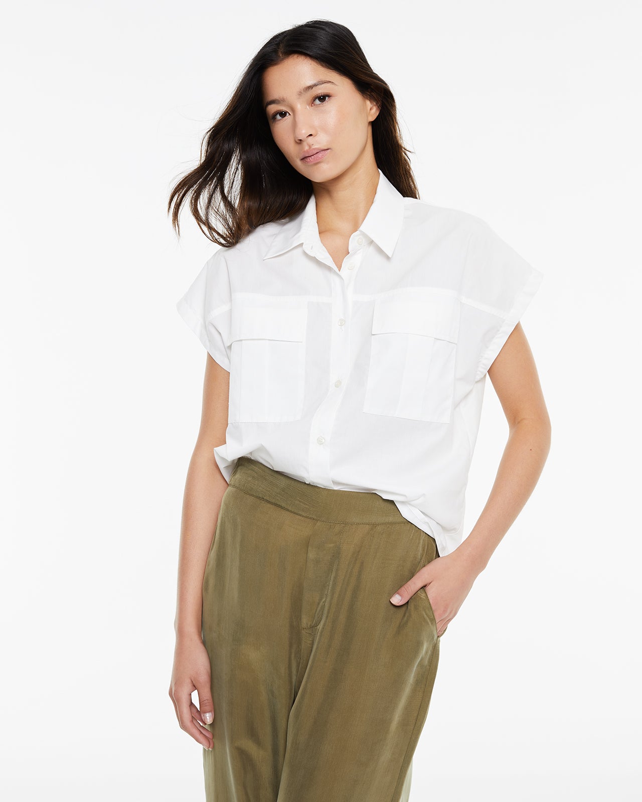 Camisa oversize detalle bolsillos delanteros