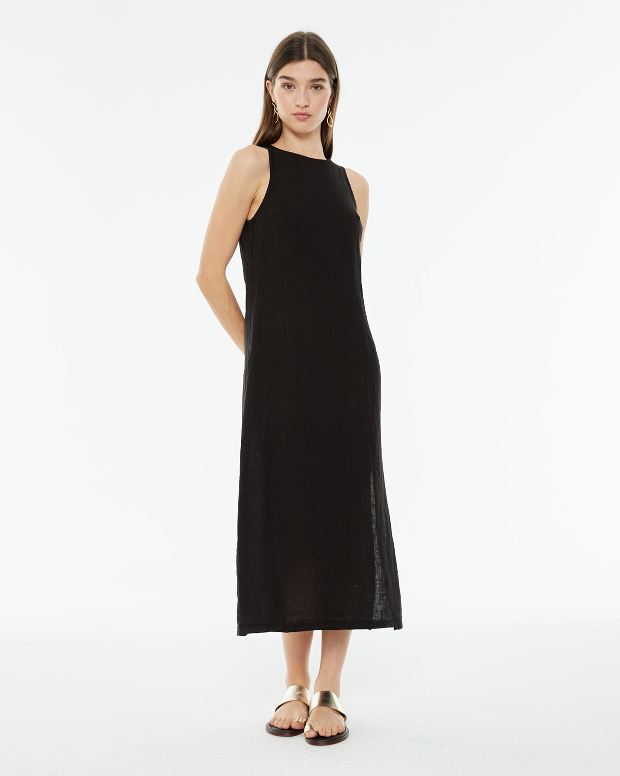 Vestido midi de lino sin mangas con cuello redondo