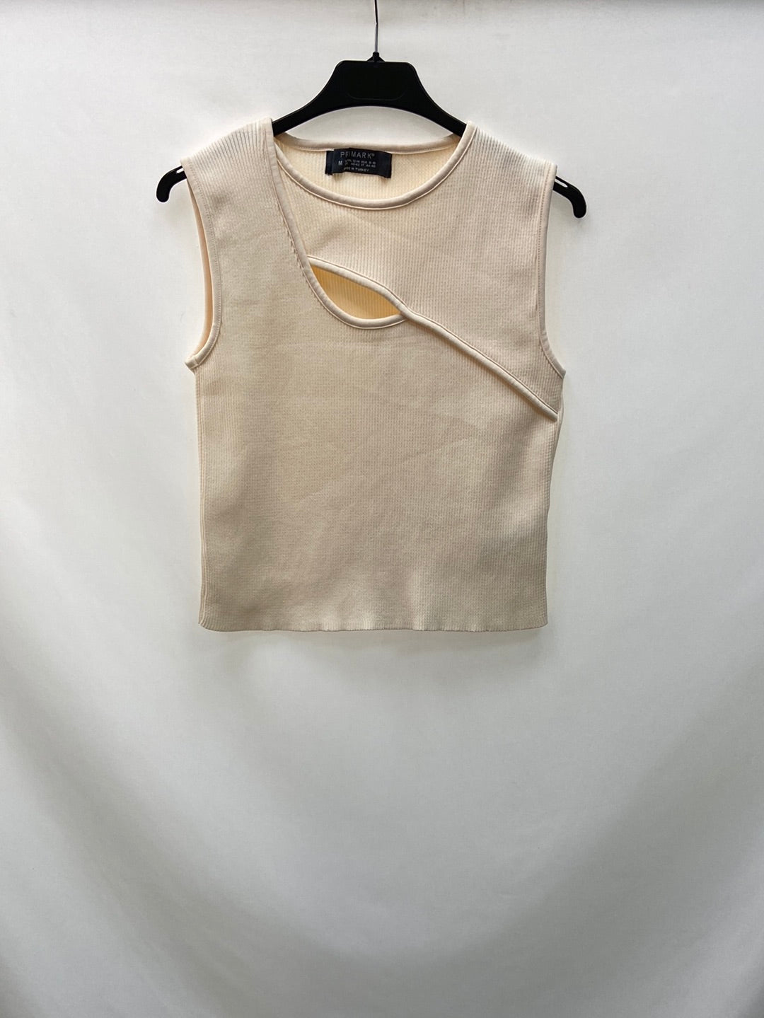 PRIMARK.Top beige abertura T.M