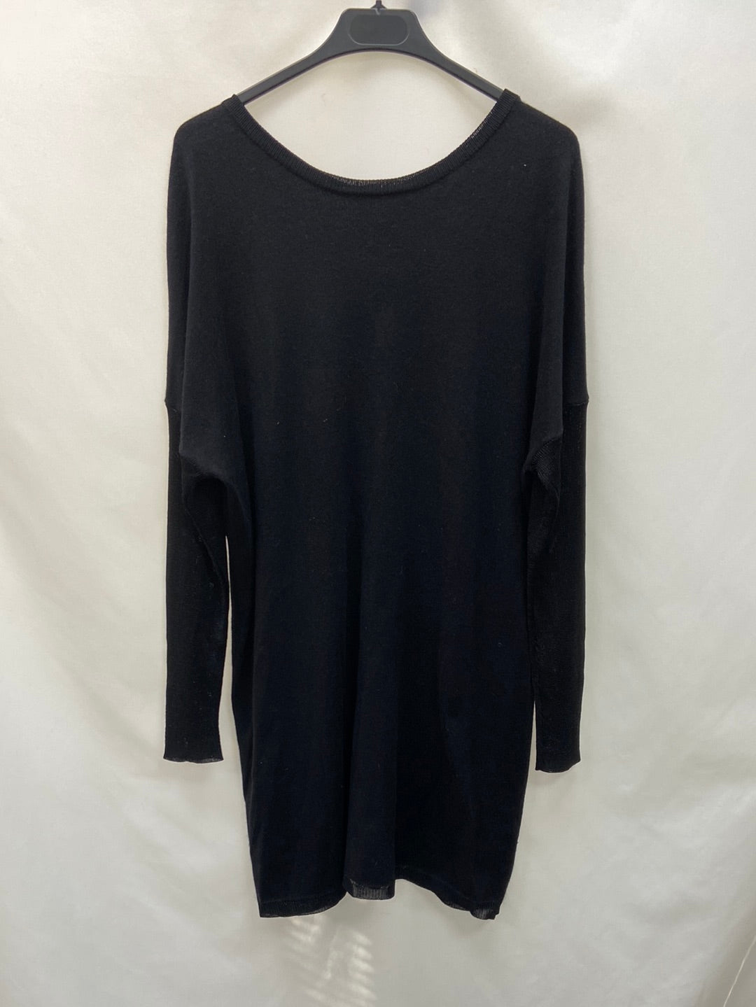 BEL AIRE. Vestido de punto negro T.m