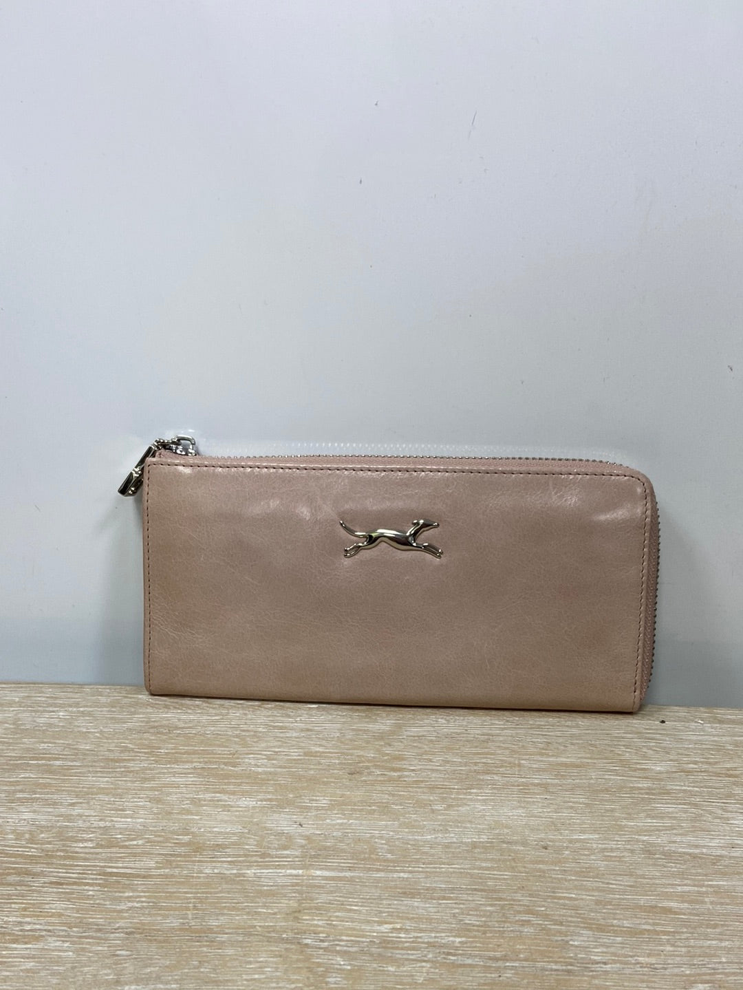 BIMBA Y LOLA. Cartera rosa piel