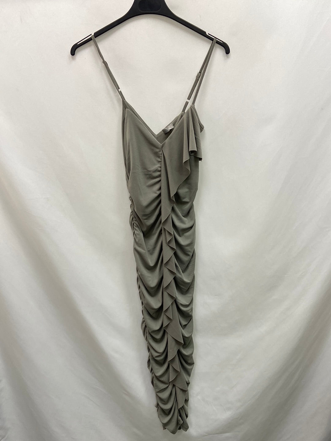 ASOS.Vestido midi fruncido T.32