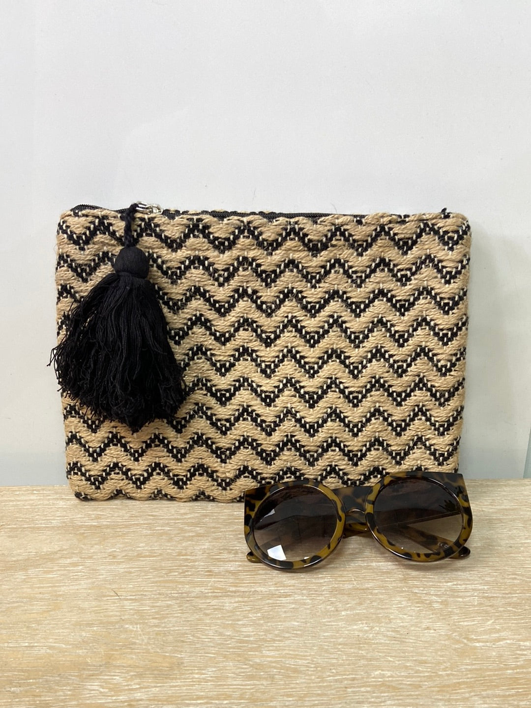 LEFTIES.Cartera de mano rafia