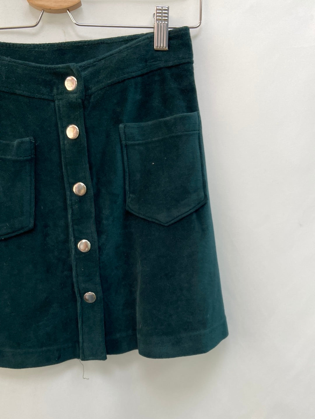 PULL&BEAR.Falda verde tejido antelina gordito T.s