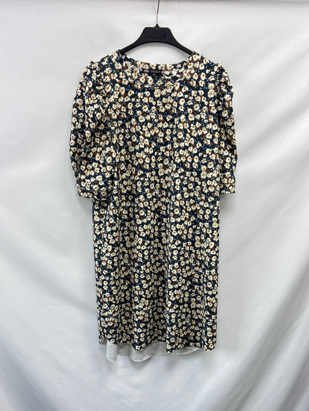 ZARA.Vestido flores mangas abullonadas T.M