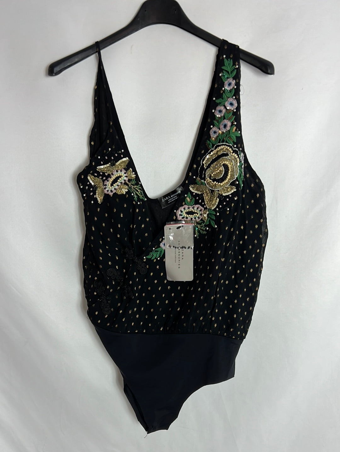 ZARA. Body negro bordados y pedrería. T M