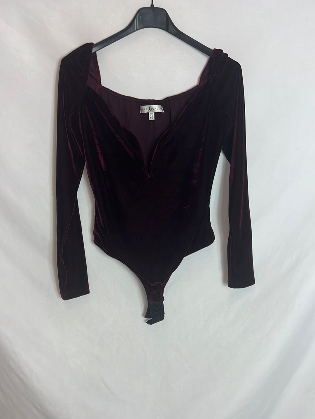 Rare London. Body terciopelo escote corazón. T.S