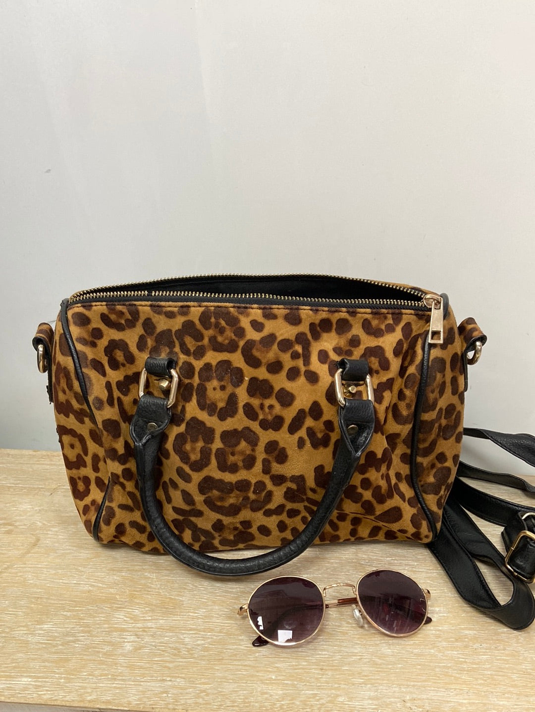 BLANCO.Bolso tamaño mediano doble asa