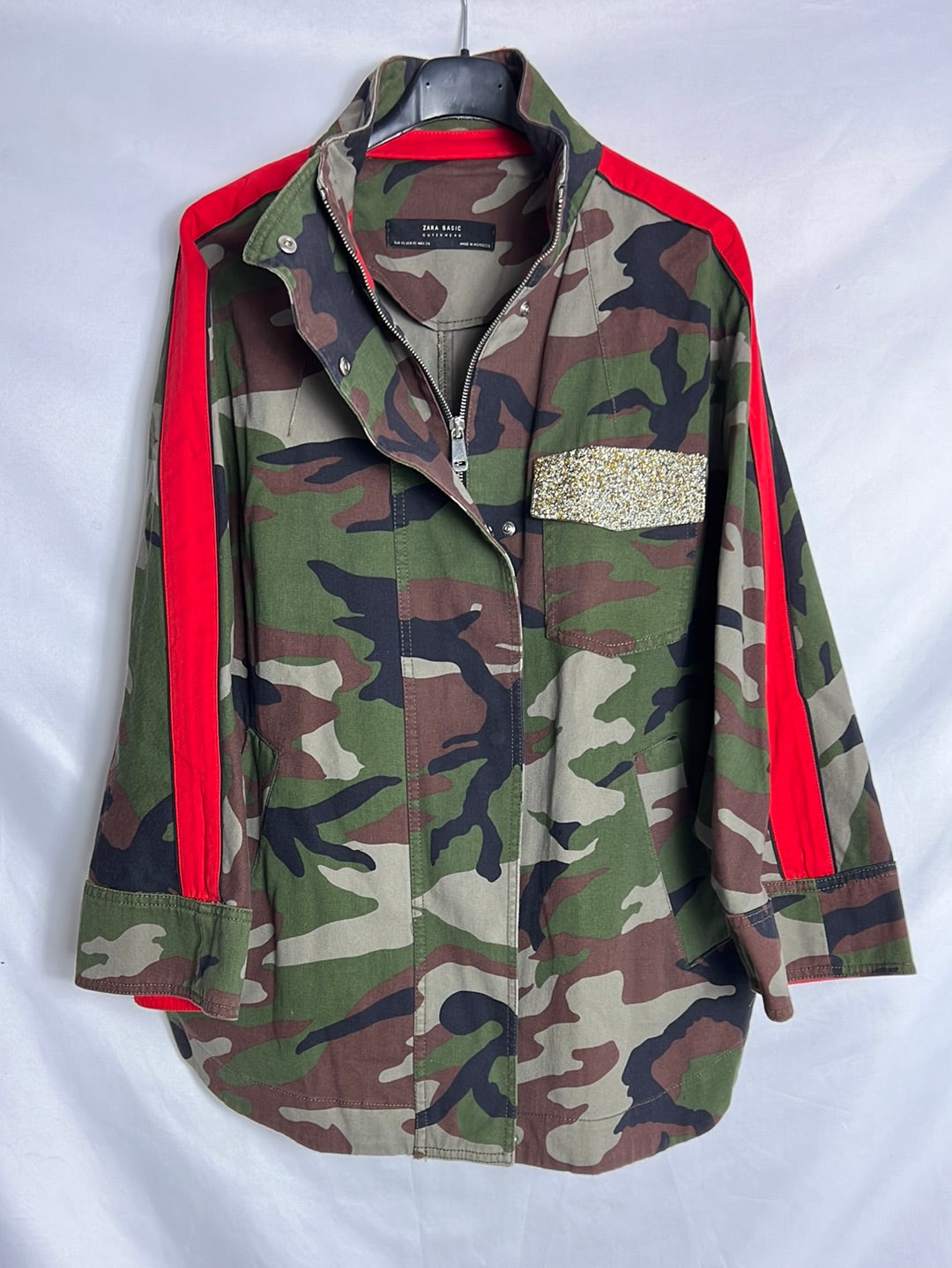 ZARA.Chaqueta denim camuflaje estilo oversized T.XS