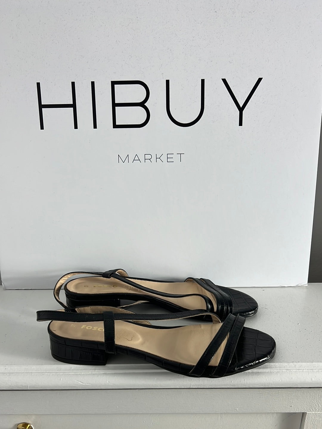 FOSCO. Sandalia plana piel negra. T 37