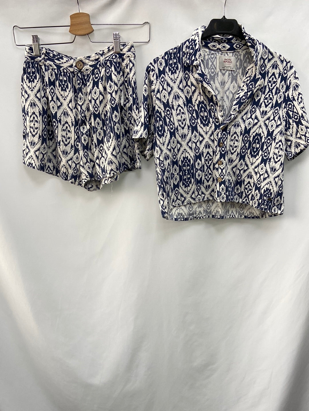 PULL&BEAR.Total look T.M (S/XS)