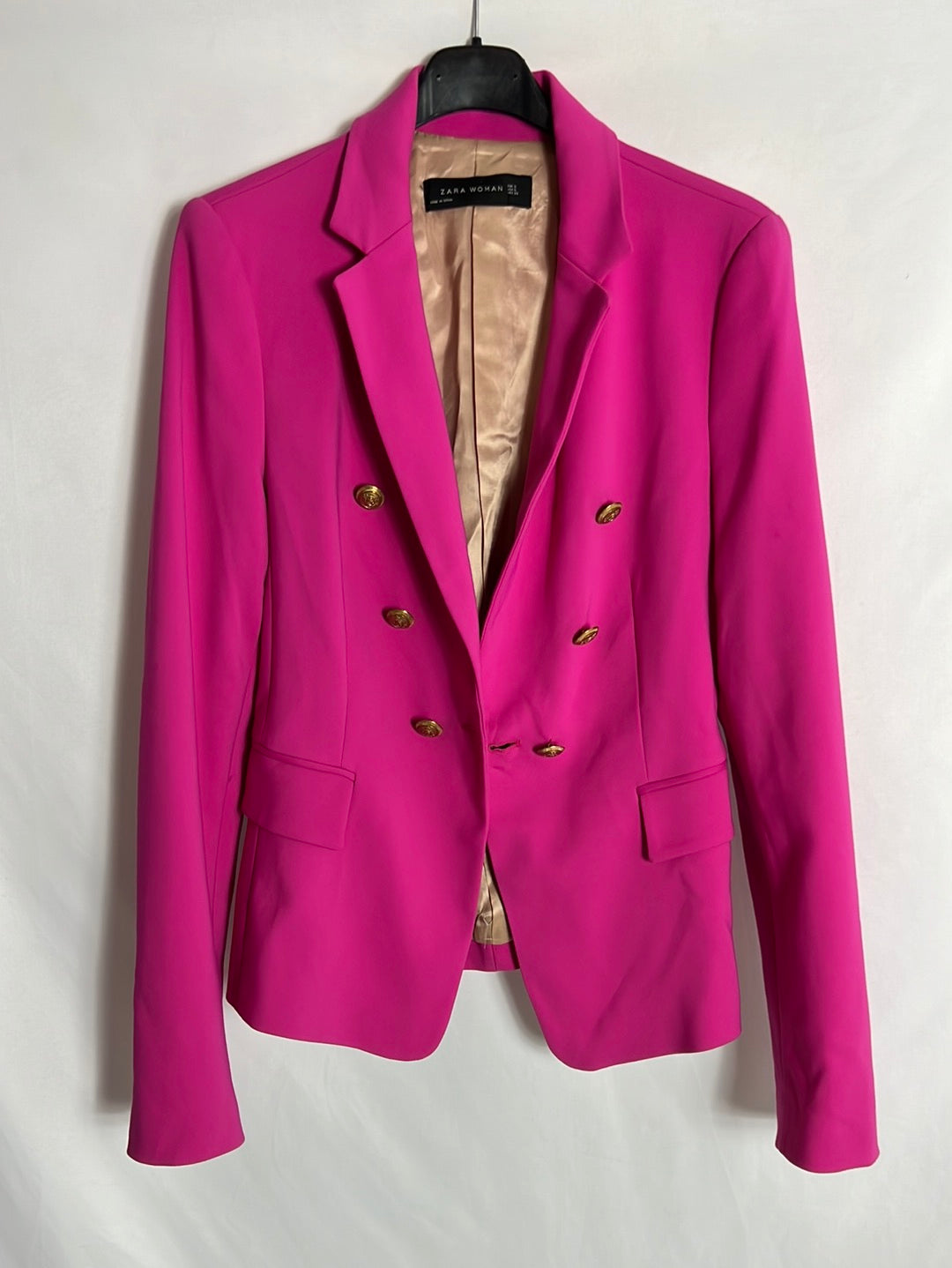 ZARA. Blazer rosa botones dorados. T S