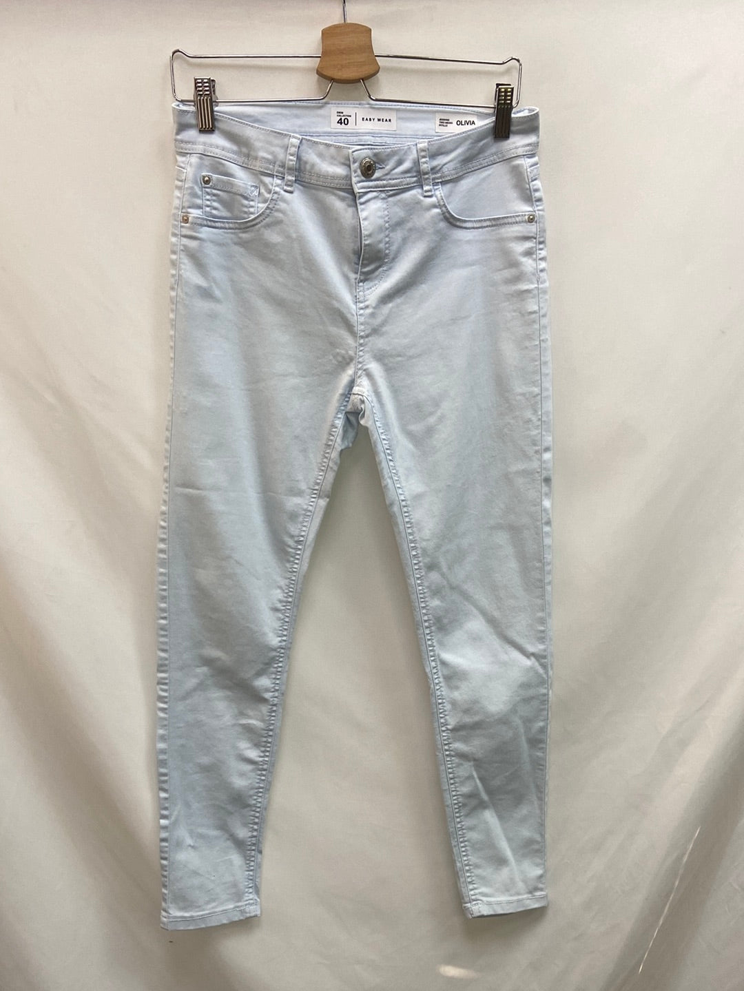 EASY WEAR.Pantalones azules clarito T.40