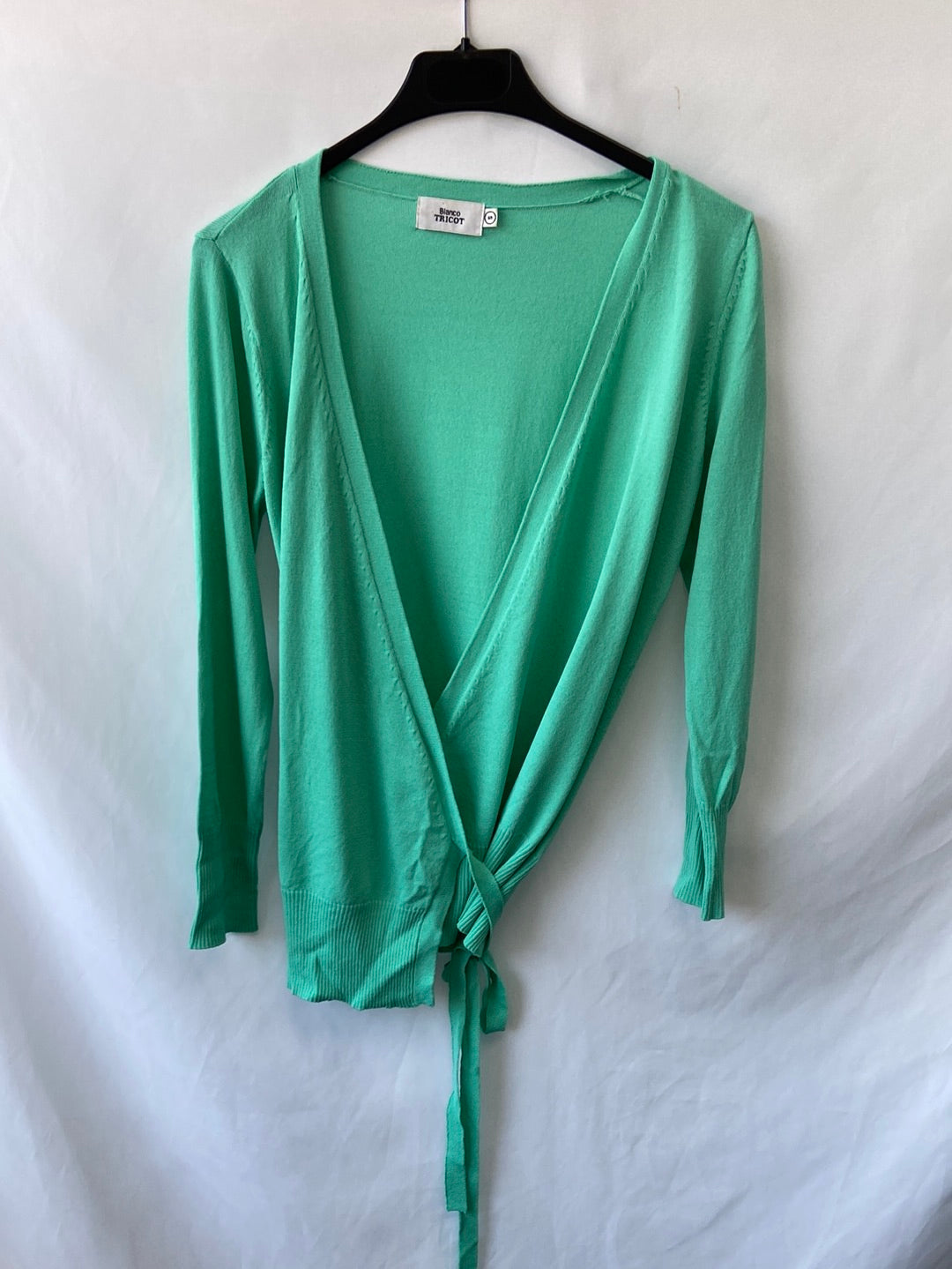 BLANCO TRICOT. Rebeca verde cruzada T.S