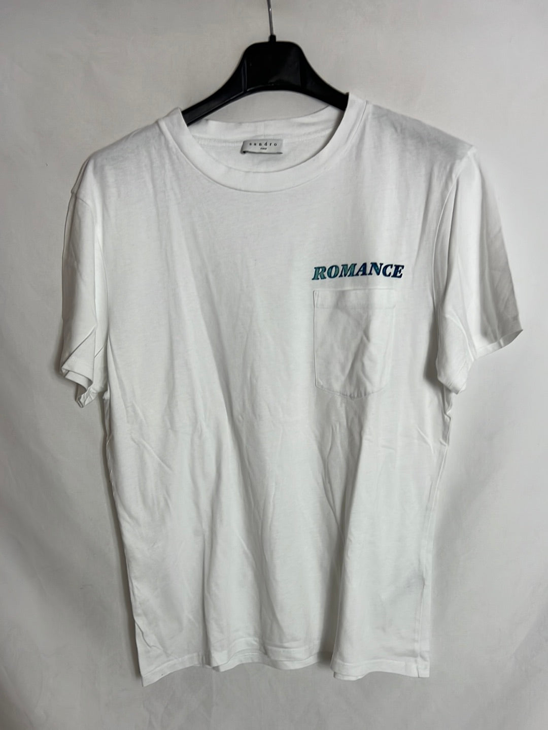 SANDRO. Camiseta blanca bolsillo. T L