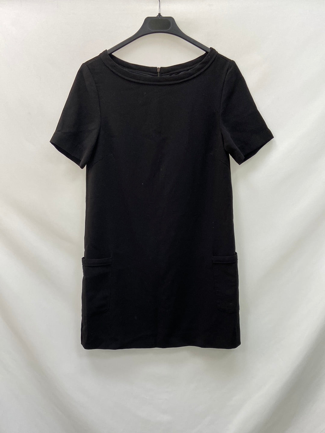 PULL&BEAR.Vestido negro T.s